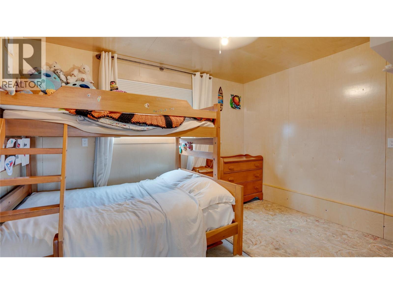 3922 Hullcar Road Property Photo 25