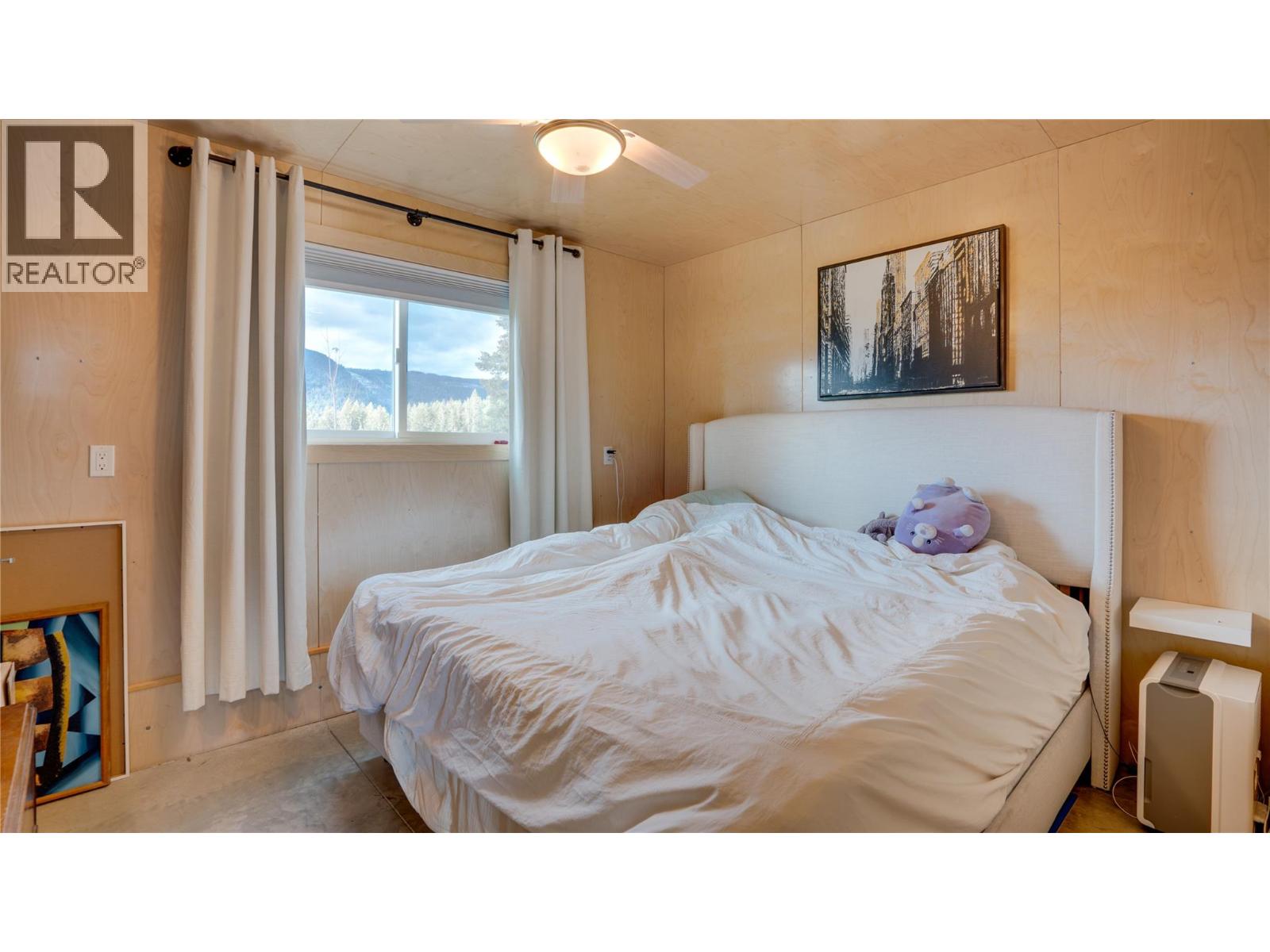 3922 Hullcar Road Property Photo 27