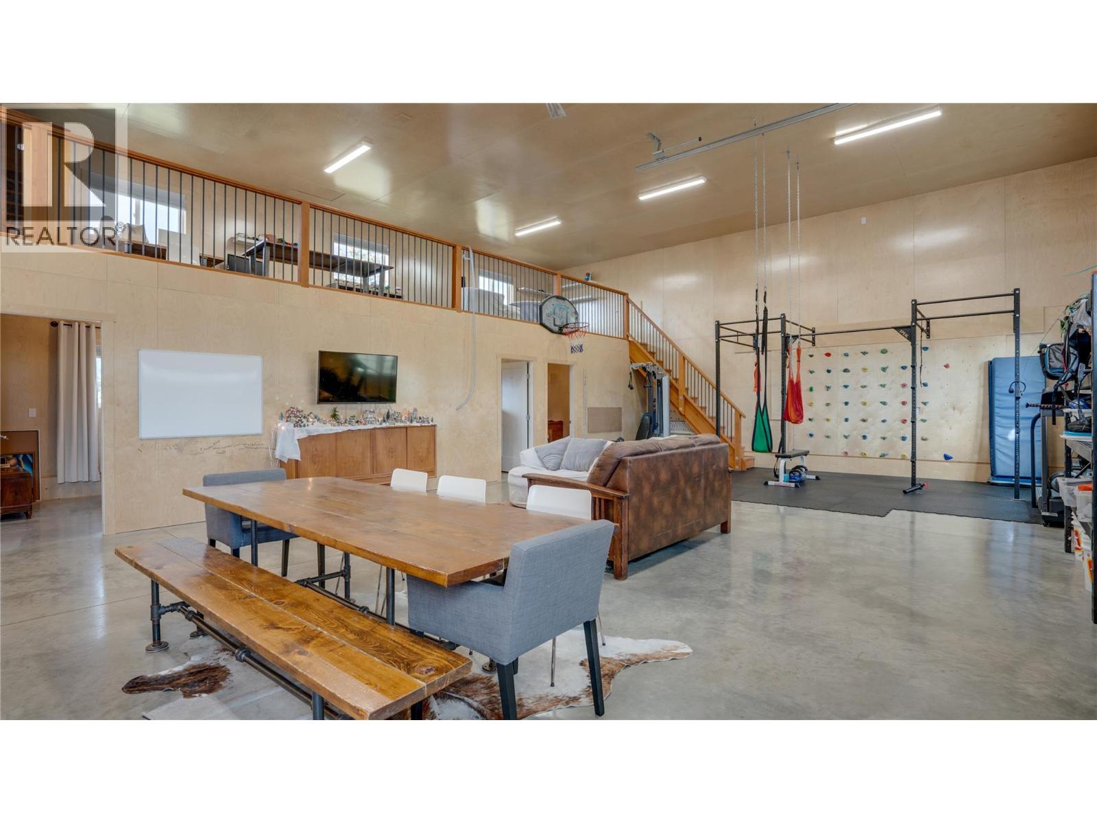 3922 Hullcar Road Property Photo 28