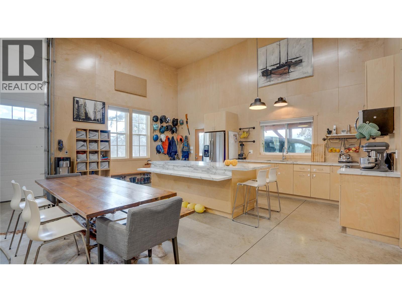 3922 Hullcar Road Property Photo 30