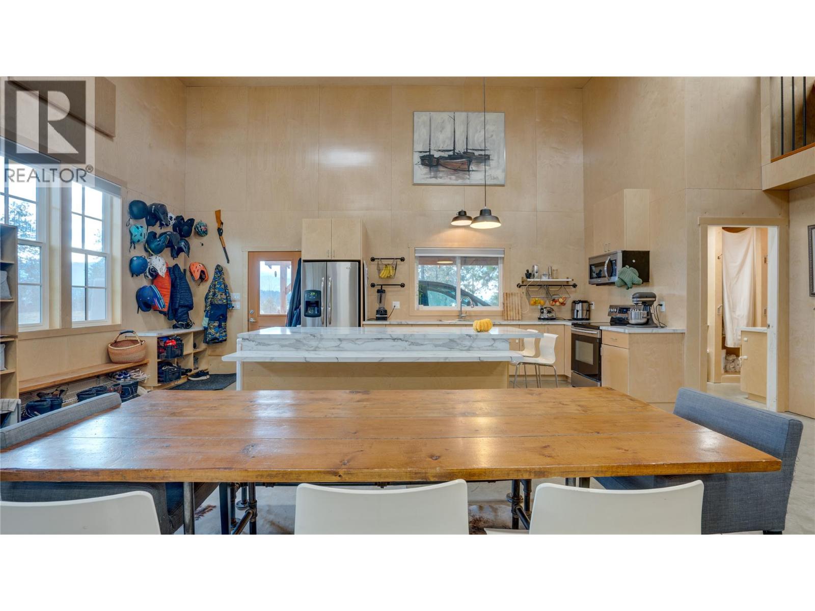 3922 Hullcar Road Property Photo 32