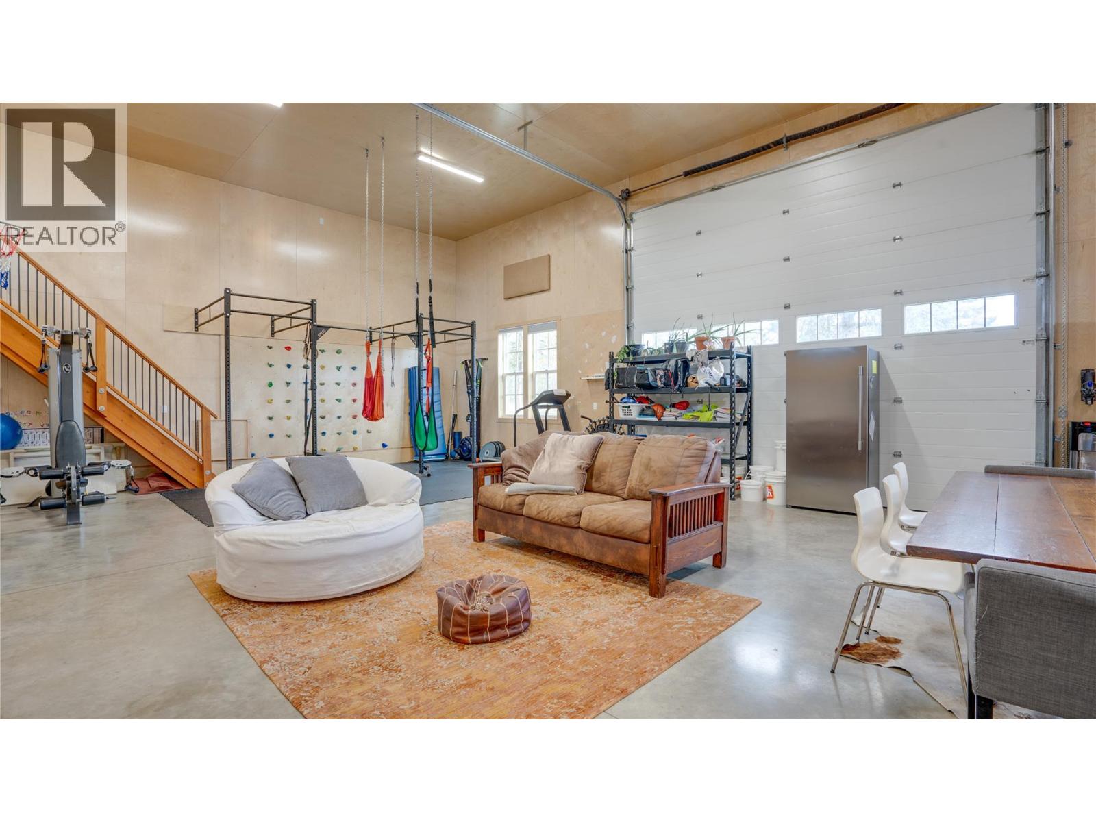 3922 Hullcar Road Property Photo 34