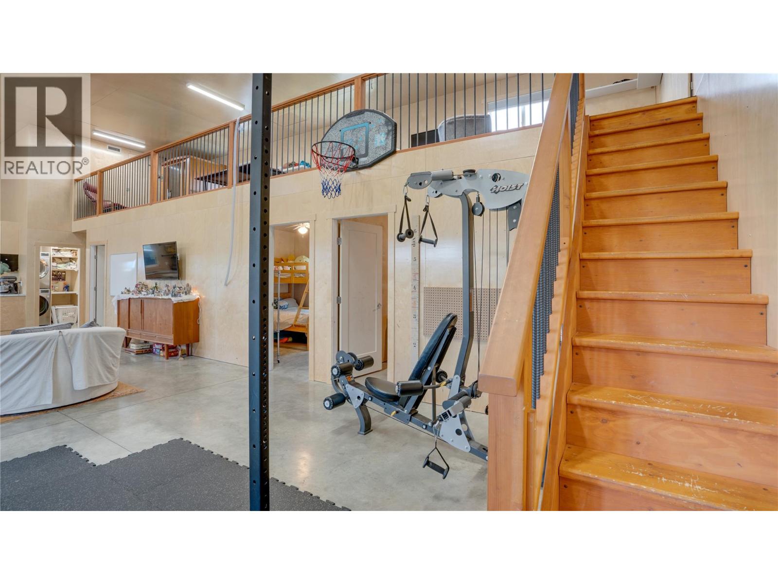 3922 Hullcar Road Property Photo 36