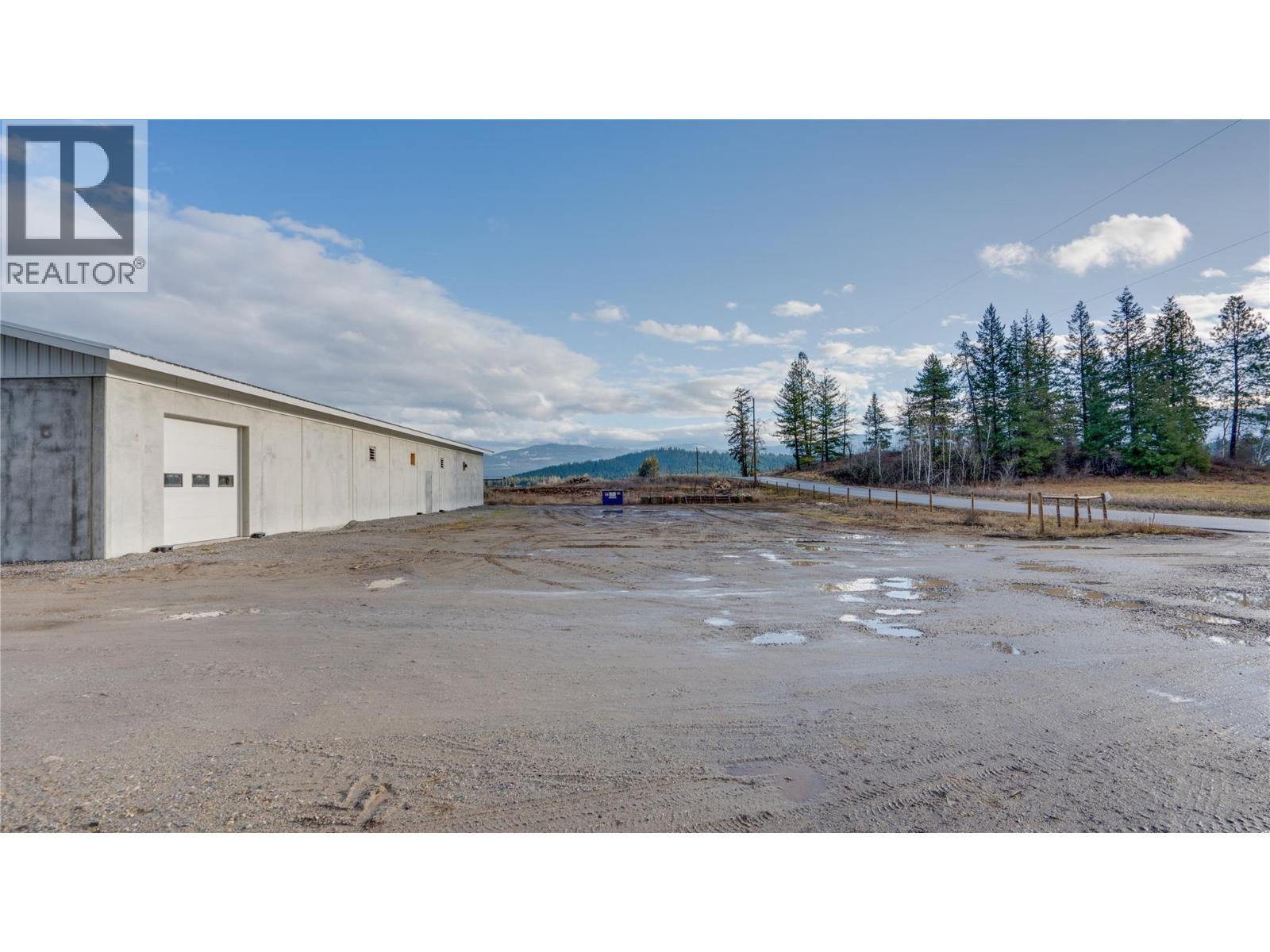 3922 Hullcar Road Property Photo 51