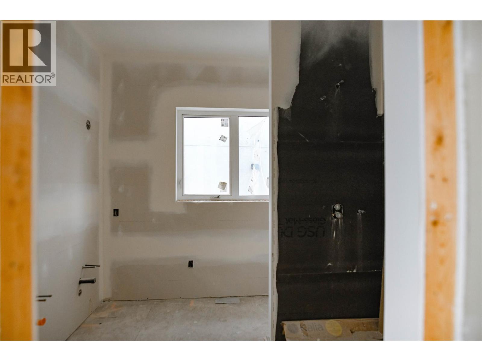 1096 Antler Drive Property Photo 25