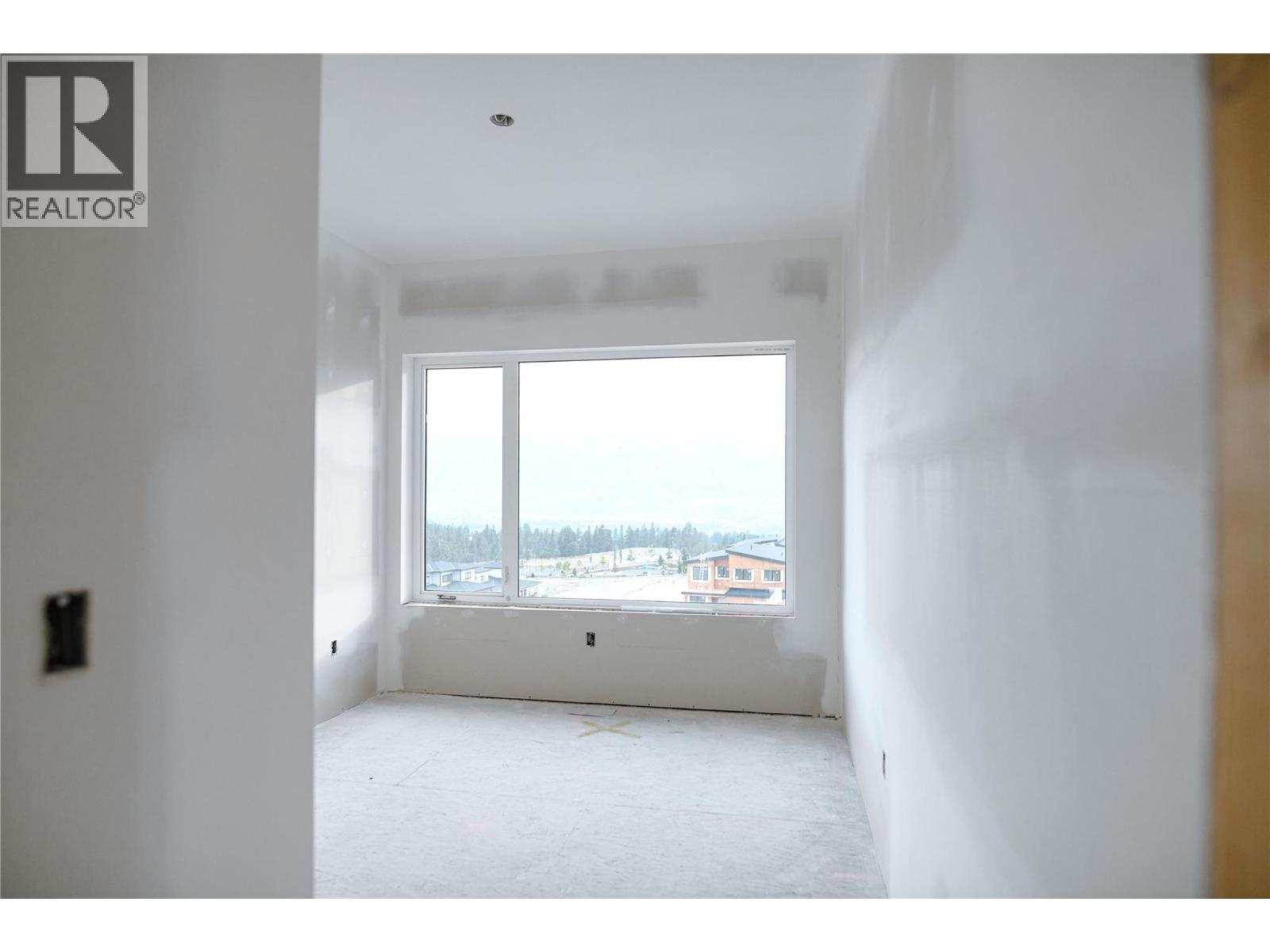 1096 Antler Drive Property Photo 28