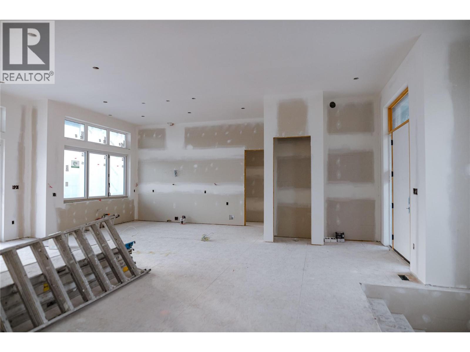 1096 Antler Drive Property Photo 31