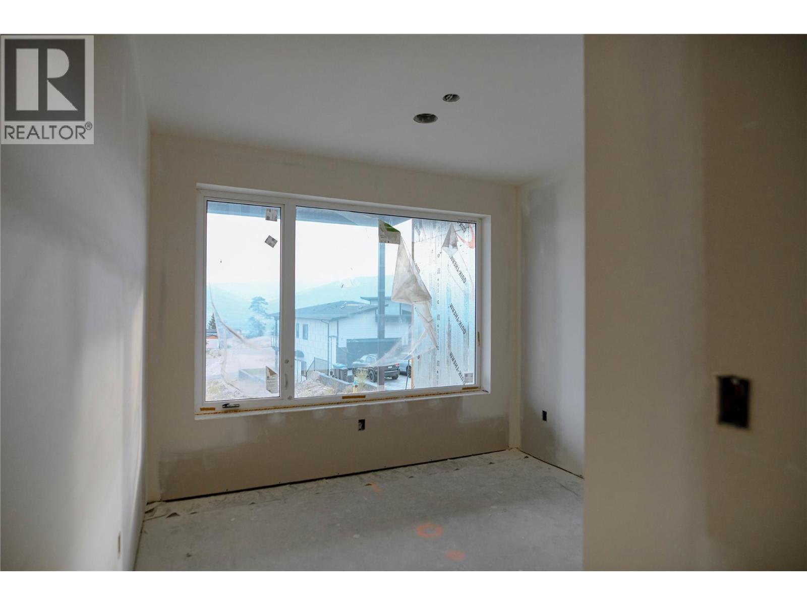 1096 Antler Drive Property Photo 33