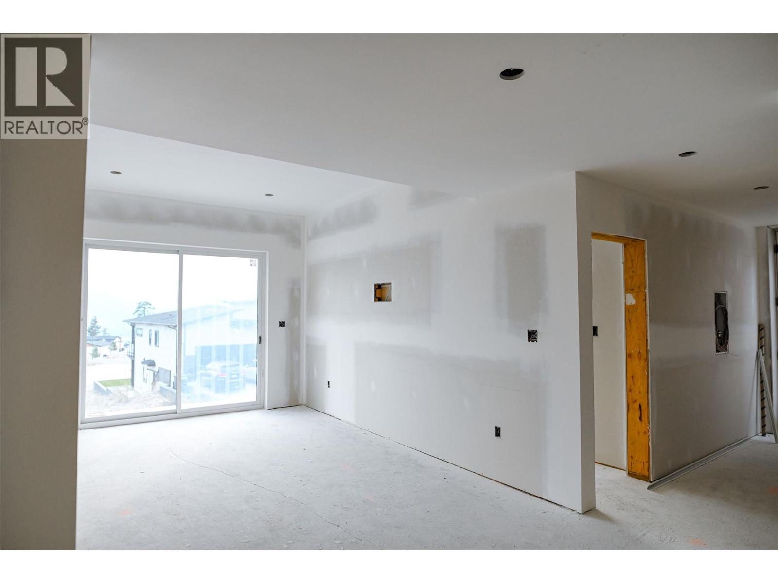 1096 Antler Drive Property Photo 34