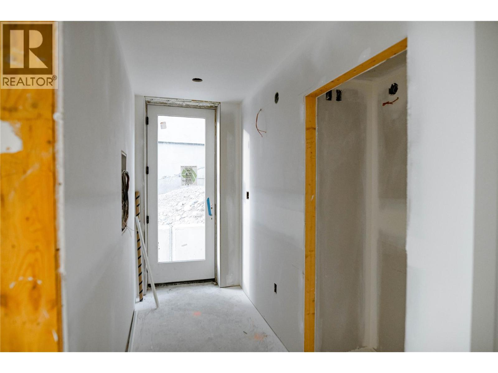 1096 Antler Drive Property Photo 37