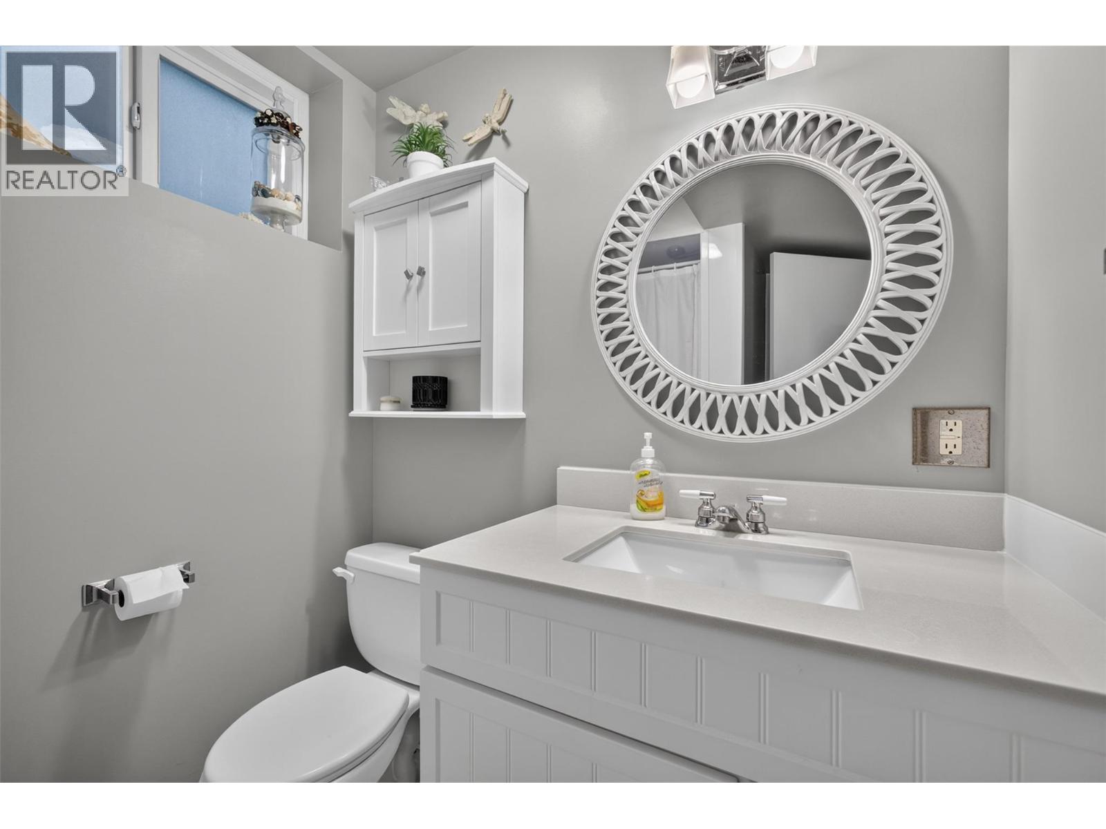 175 Venus Road Property Photo 7