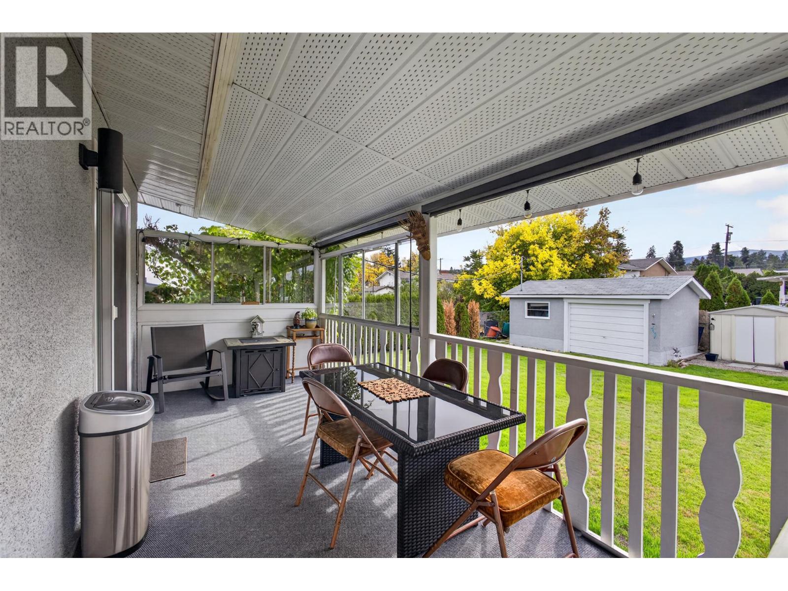 175 Venus Road Property Photo 9
