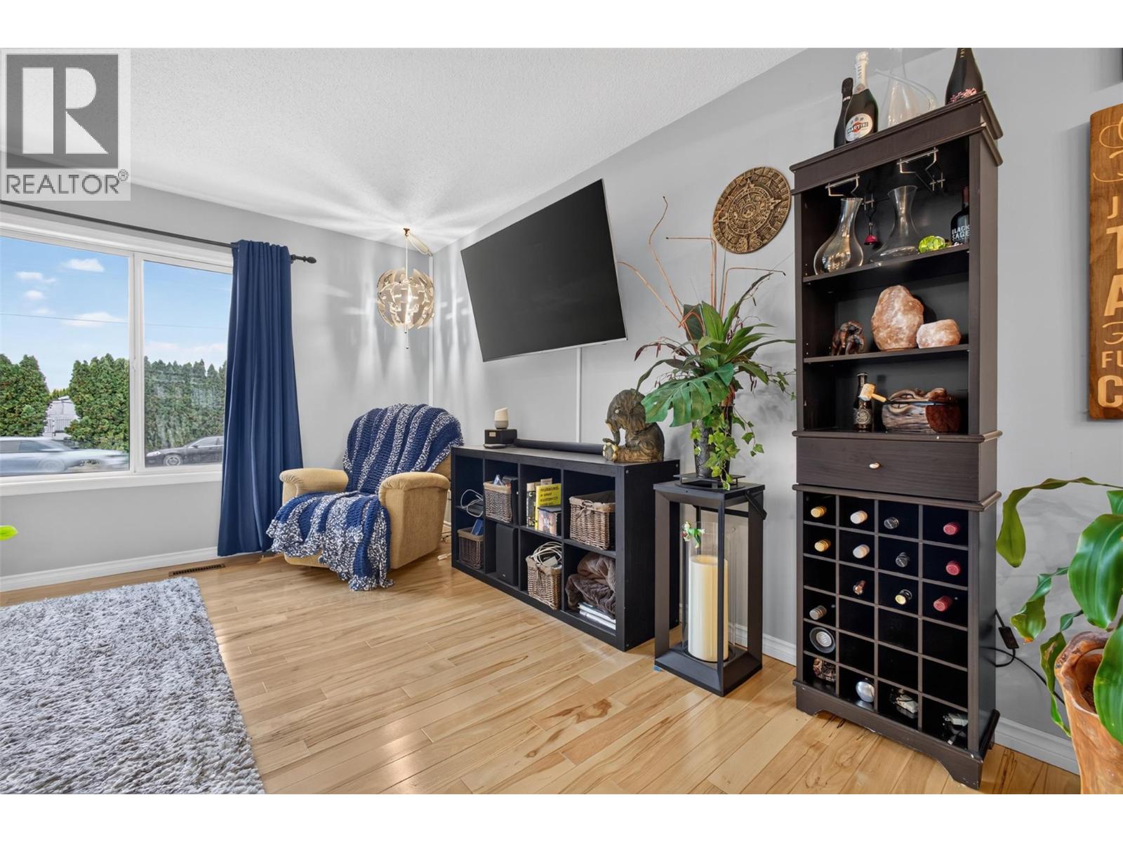 175 Venus Road Property Photo 15