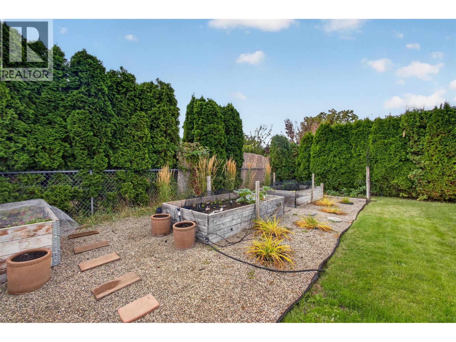175 Venus Road Property Photo 26
