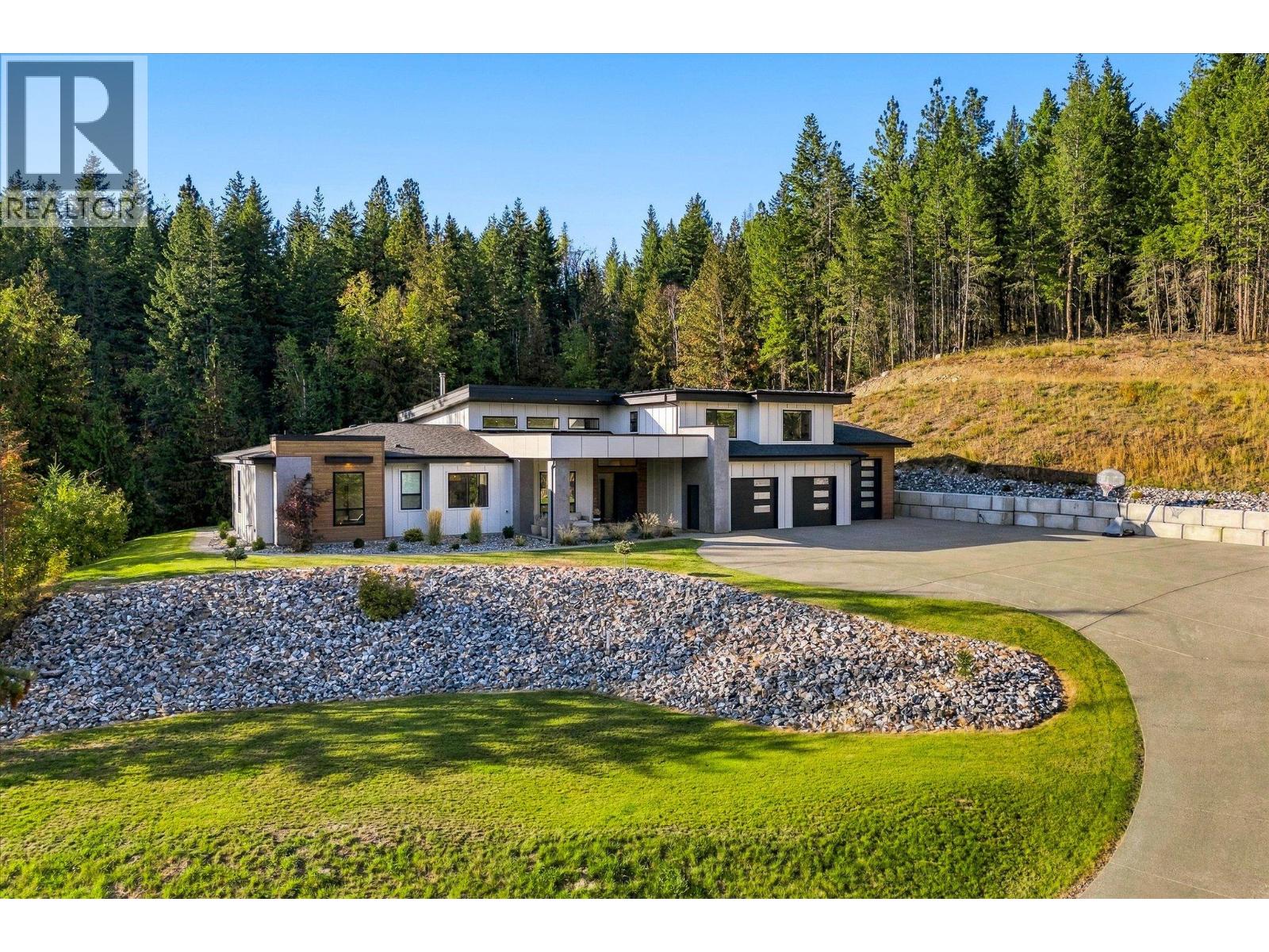 7859 Boulter Road Property Photo 1