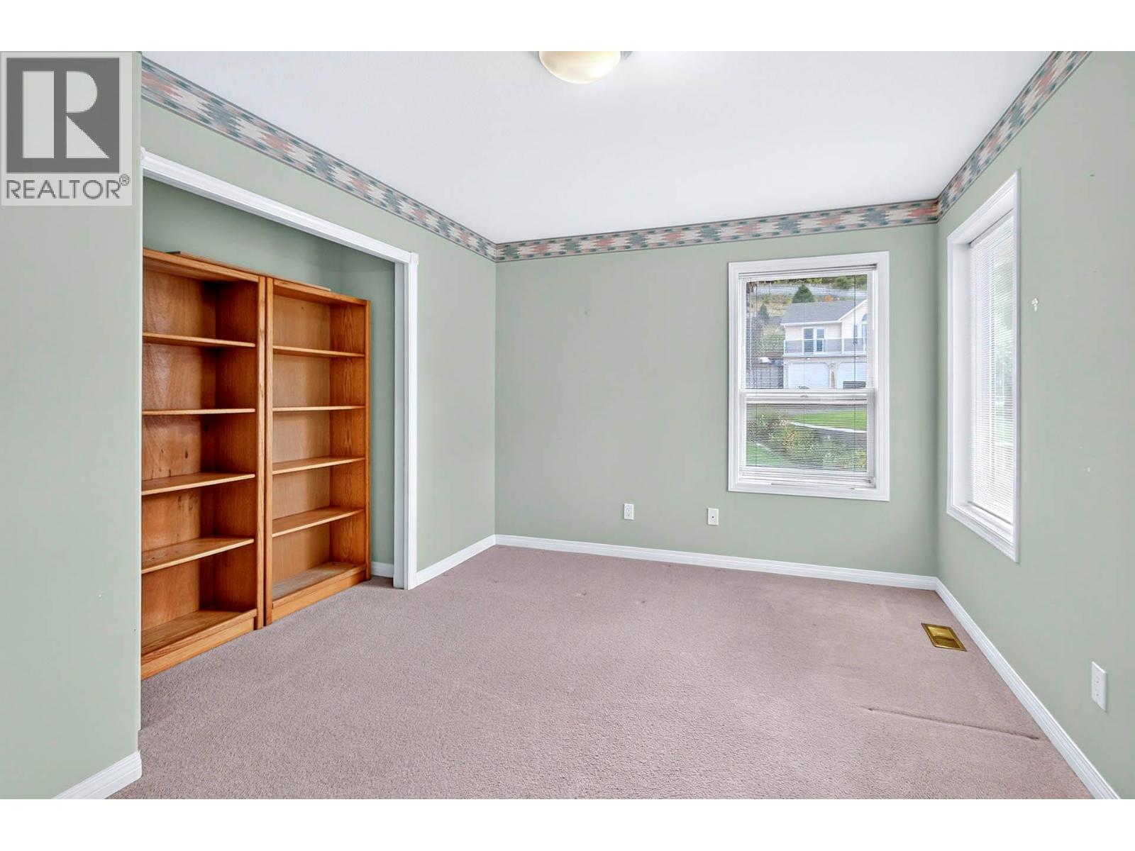 94 Thor Drive Property Photo 15