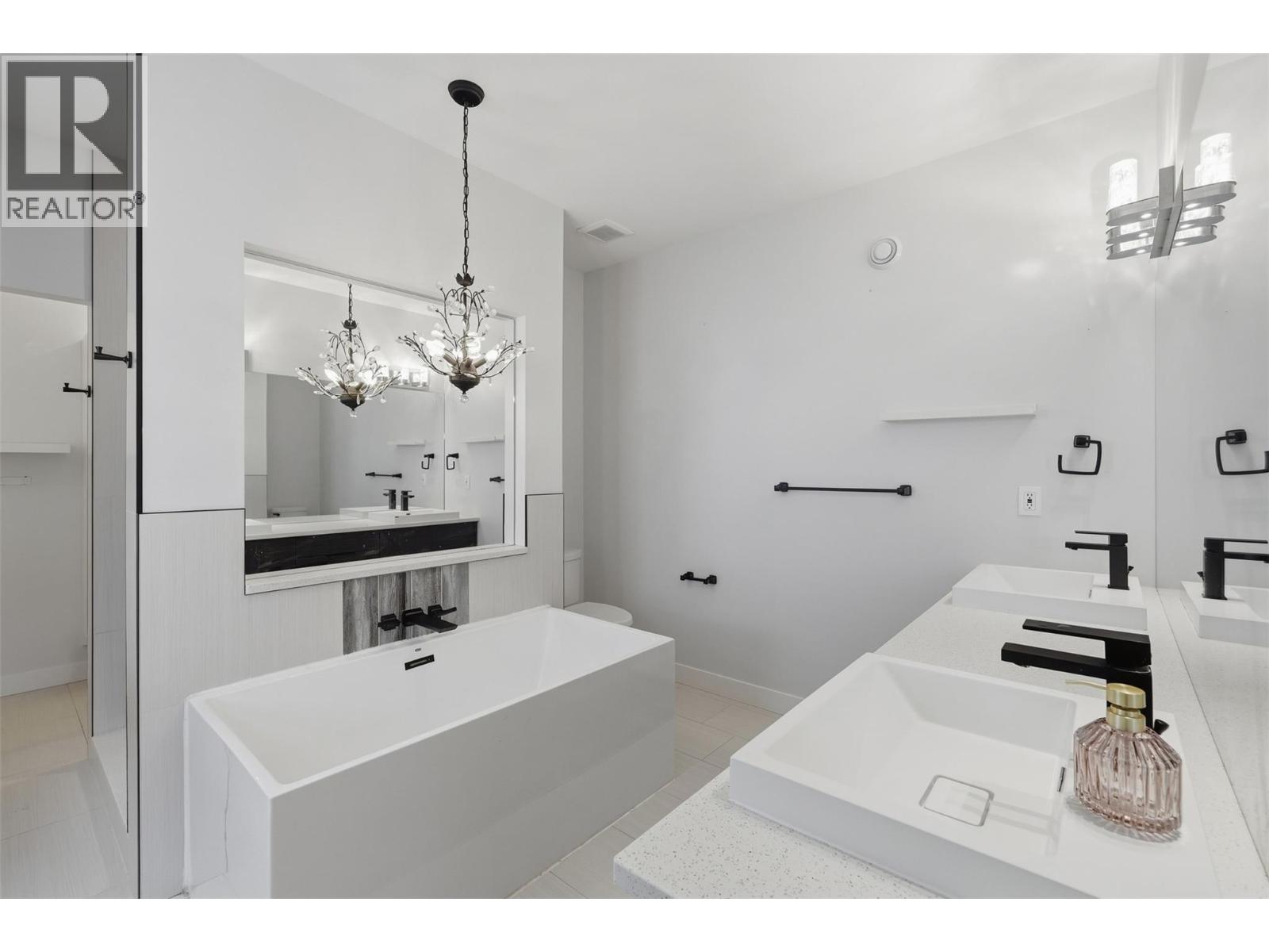 1848 Parkcrest Avenue Property Photo 21