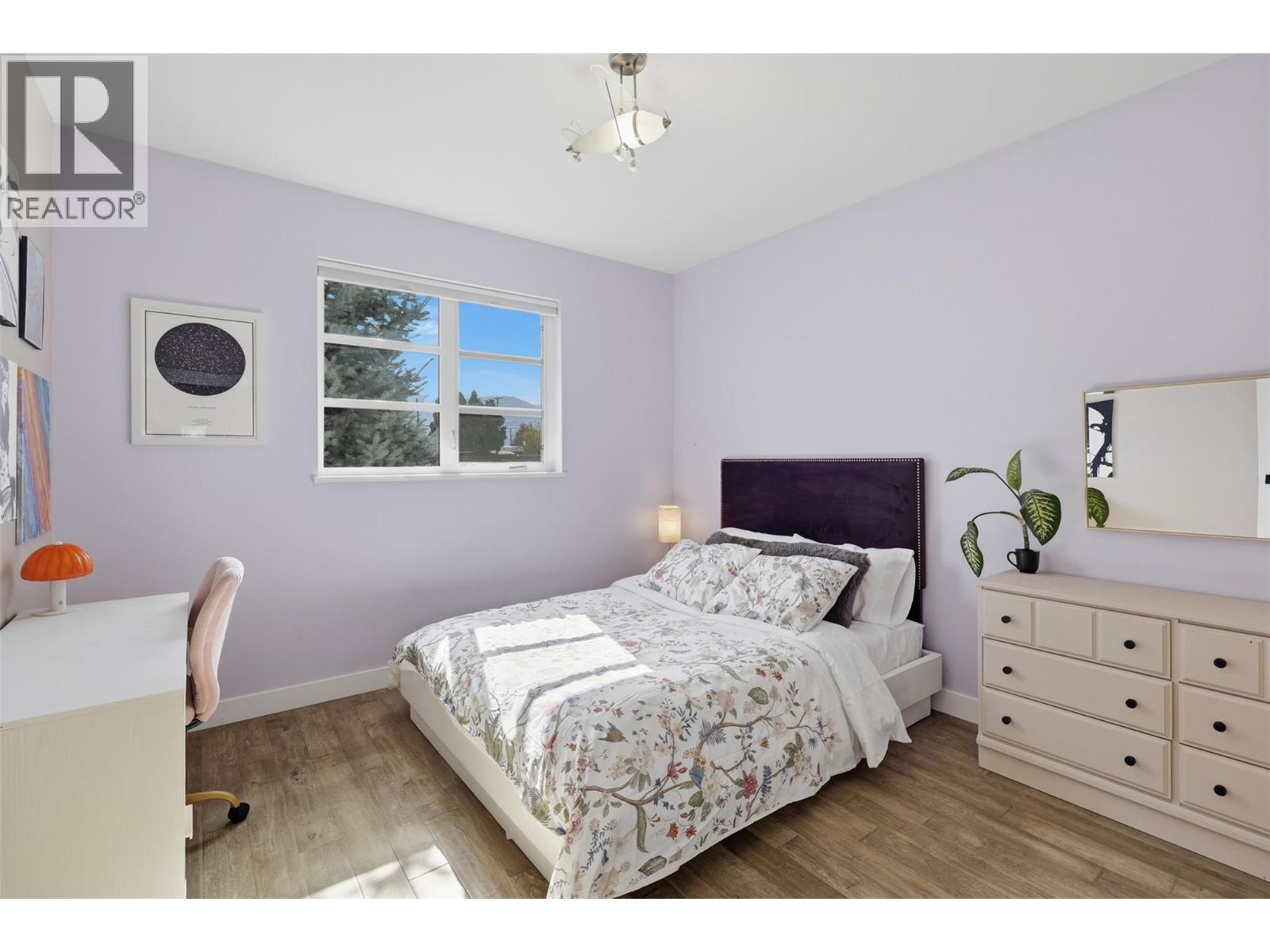 1848 Parkcrest Avenue Property Photo 31