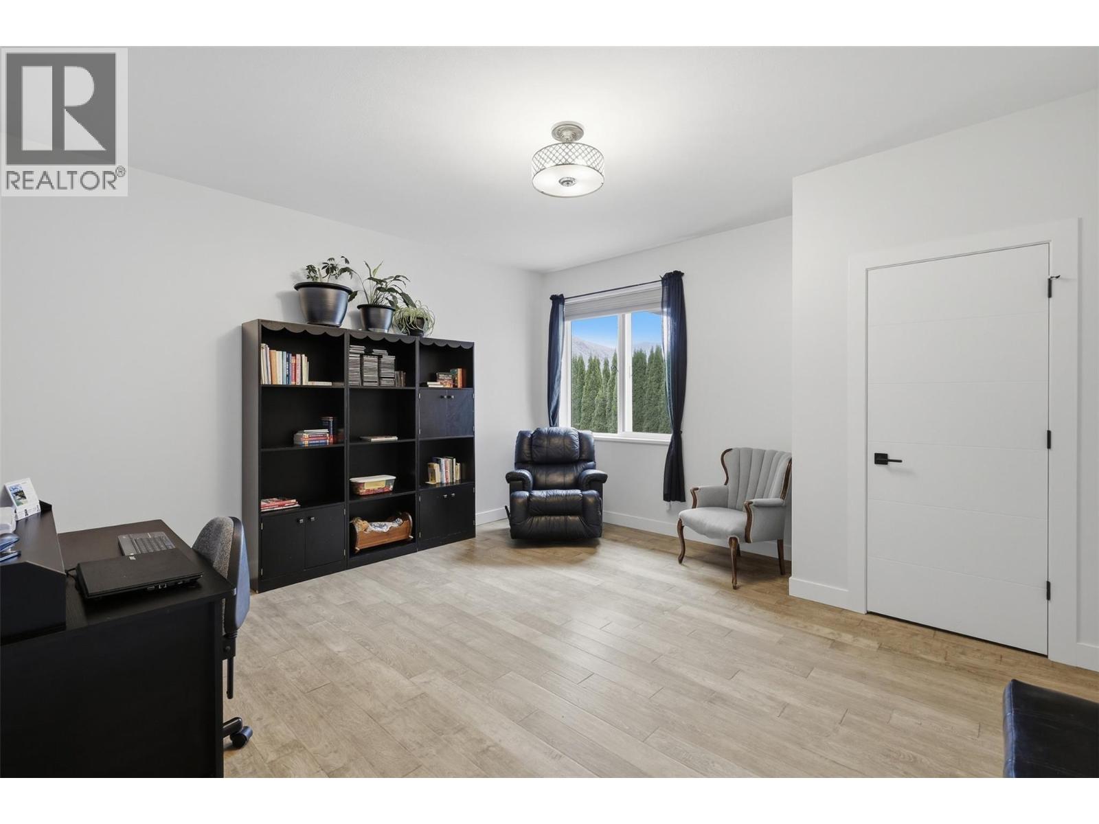 1848 Parkcrest Avenue Property Photo 64