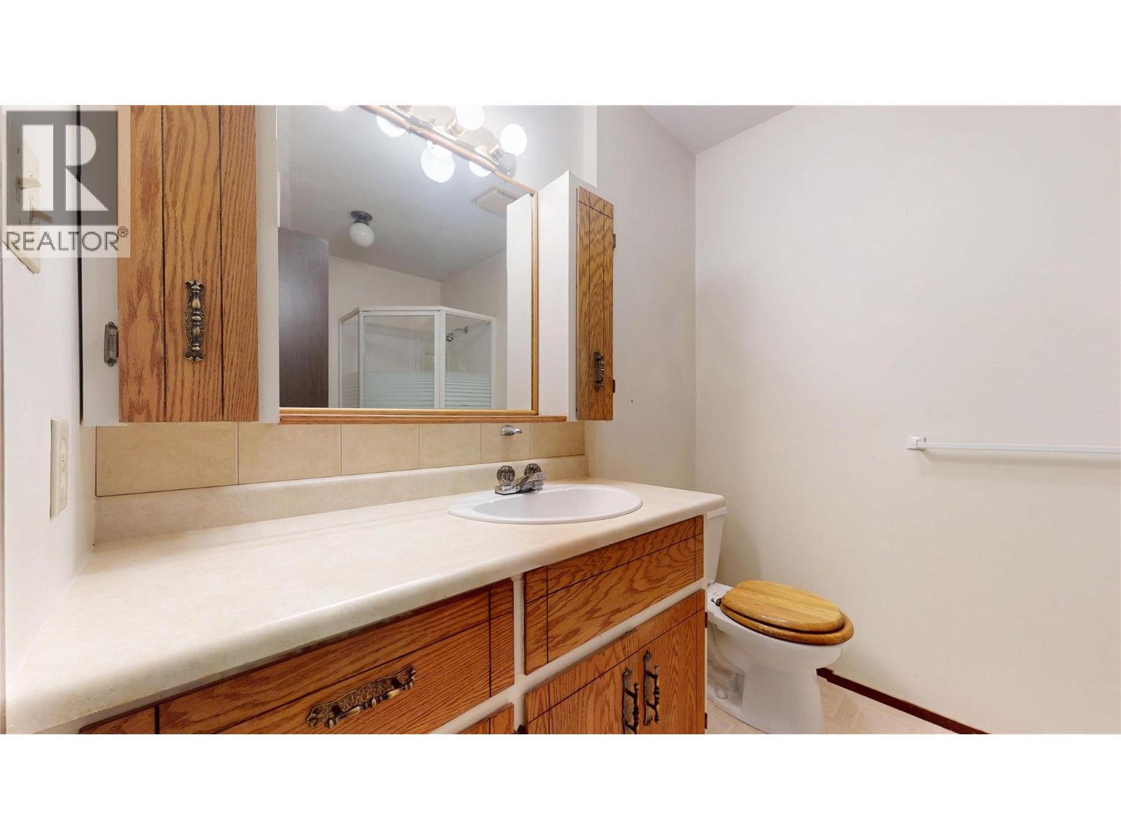 281 Kimbrook Crescent Property Photo 17