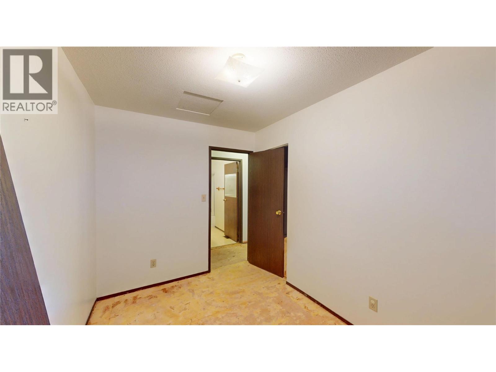 281 Kimbrook Crescent Property Photo 22