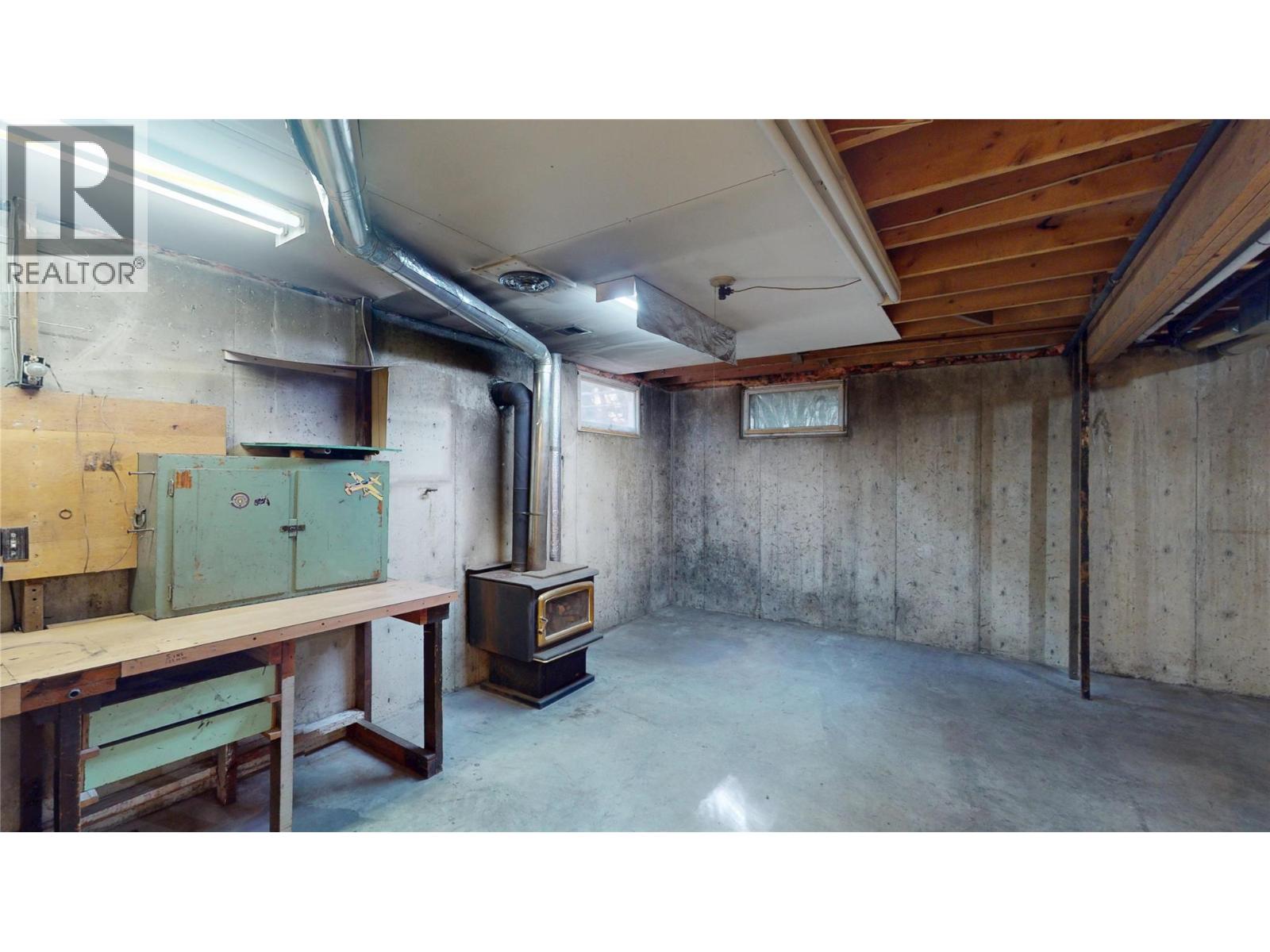 281 Kimbrook Crescent Property Photo 25