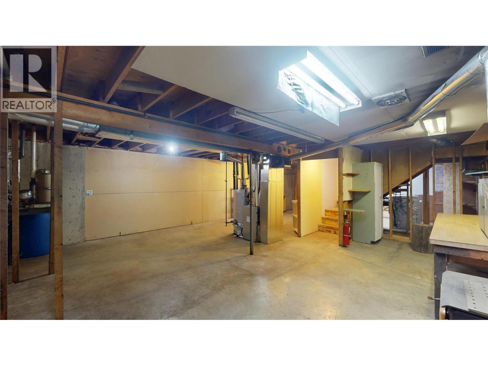 281 Kimbrook Crescent Property Photo 27