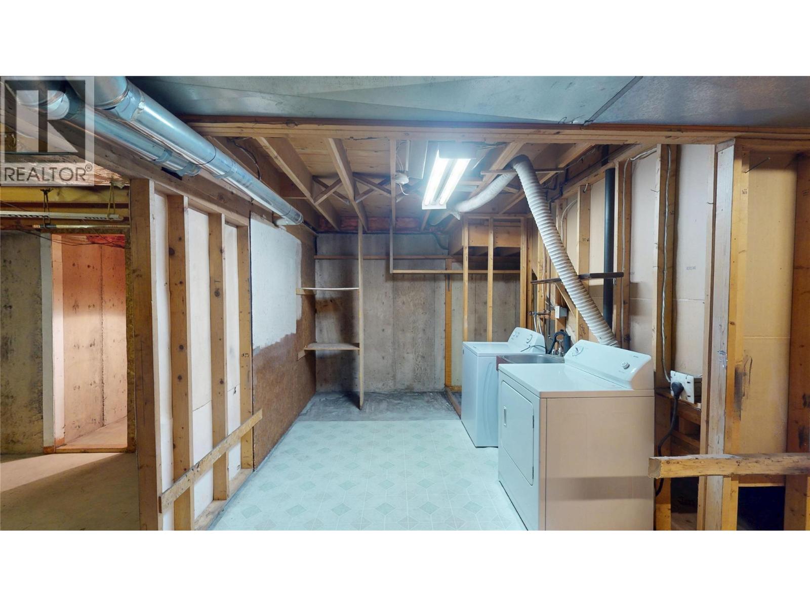 281 Kimbrook Crescent Property Photo 29