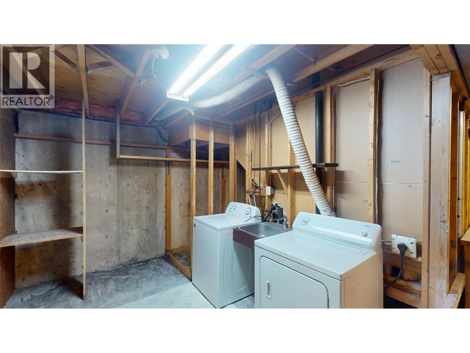 281 Kimbrook Crescent Property Photo 30