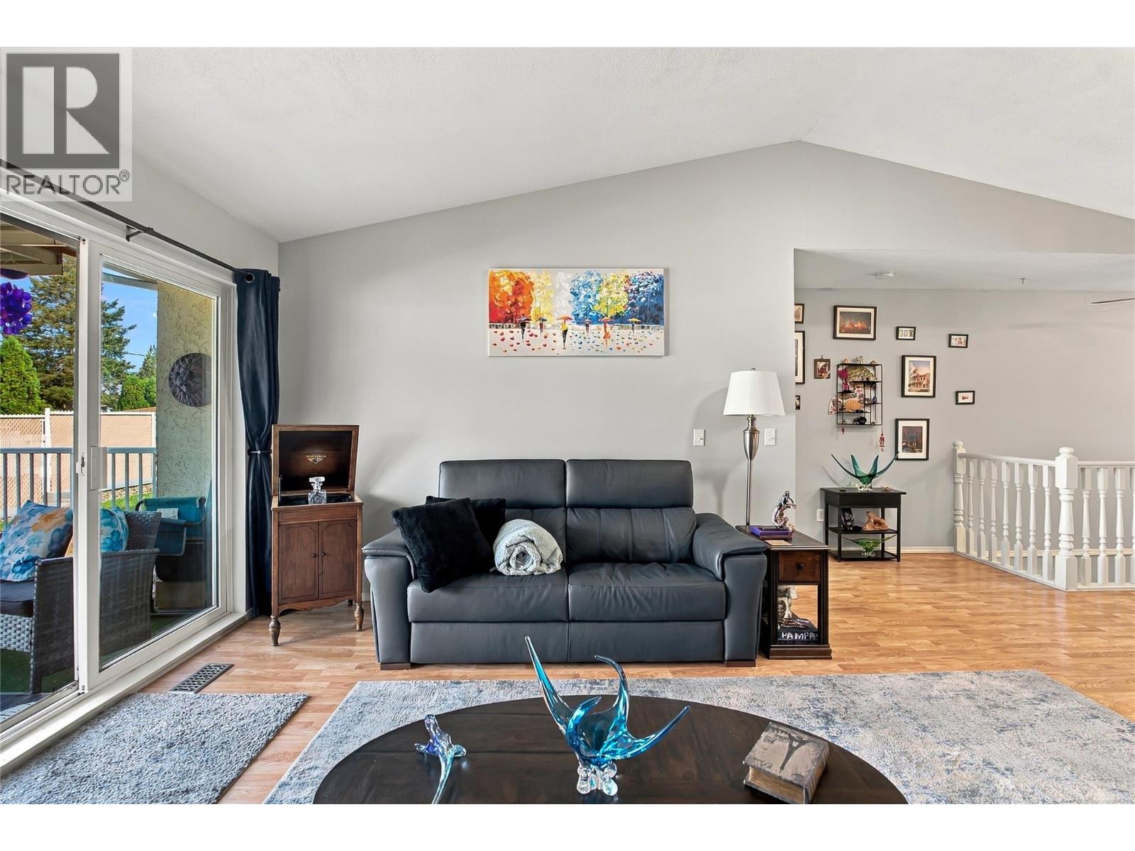 1874 Parkview Crescent Unit# 32 Lot# 32 Property Photo 15