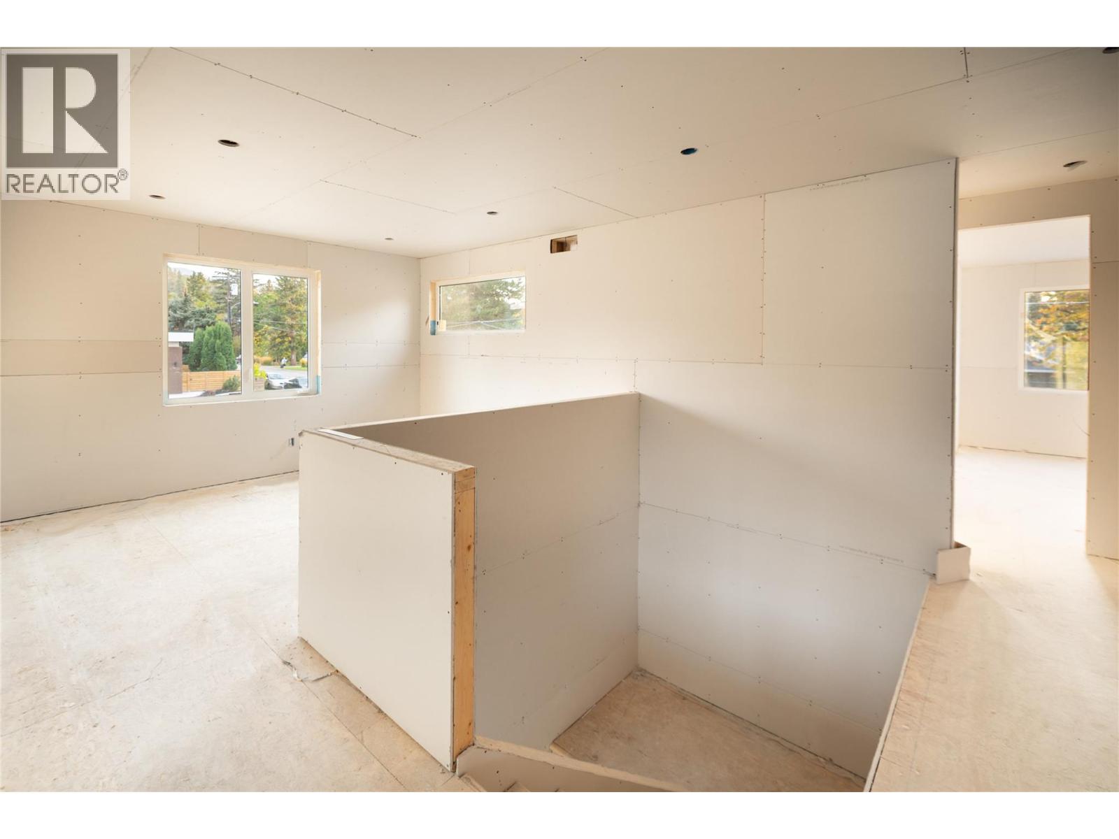 4609 Fordham Road Property Photo 6