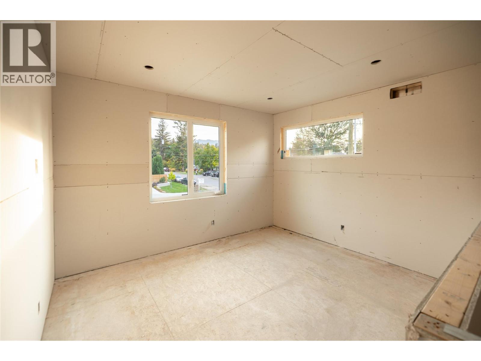 4609 Fordham Road Property Photo 7