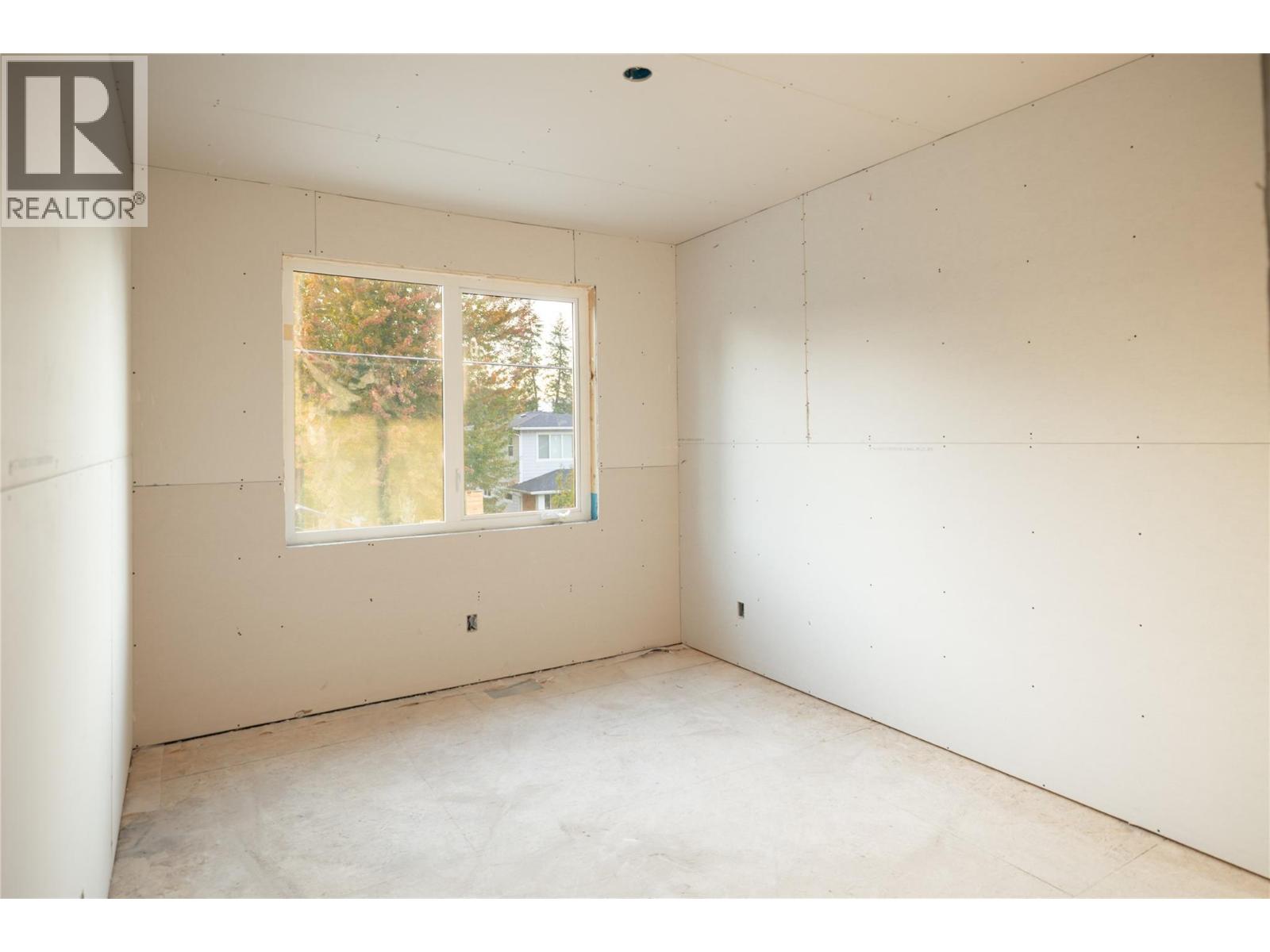 4609 Fordham Road Property Photo 11