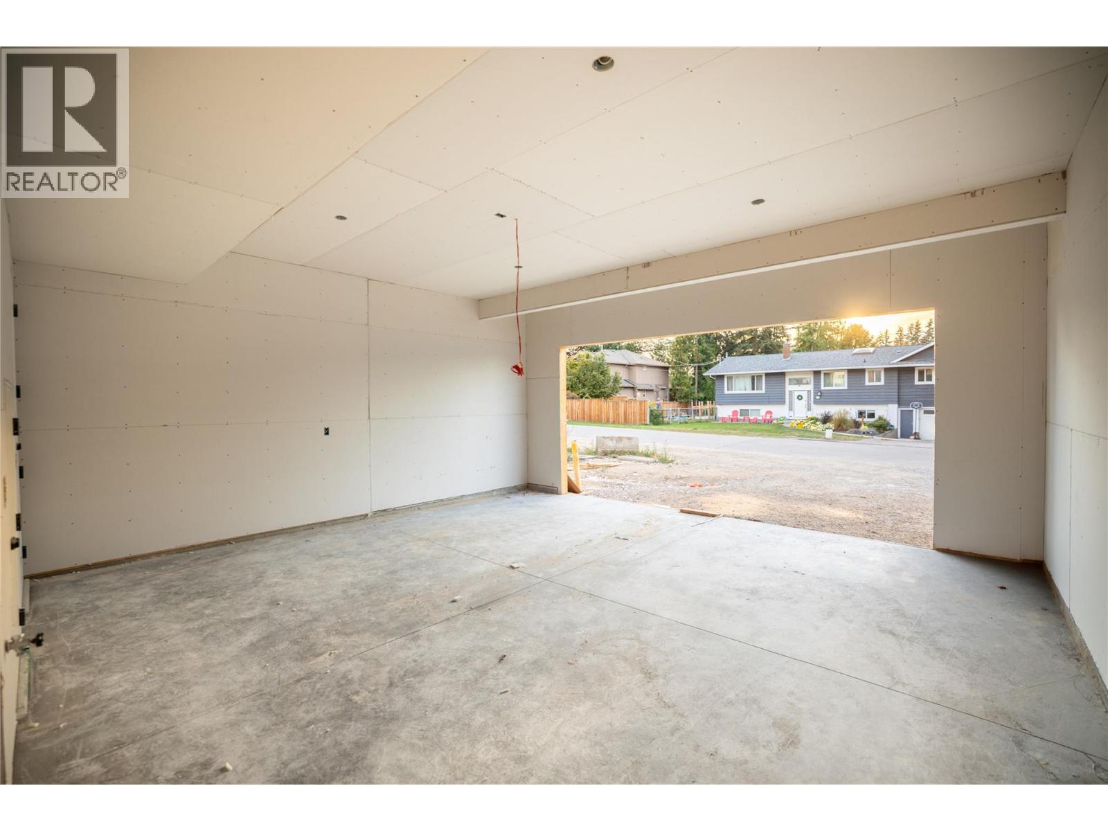 4609 Fordham Road Property Photo 14