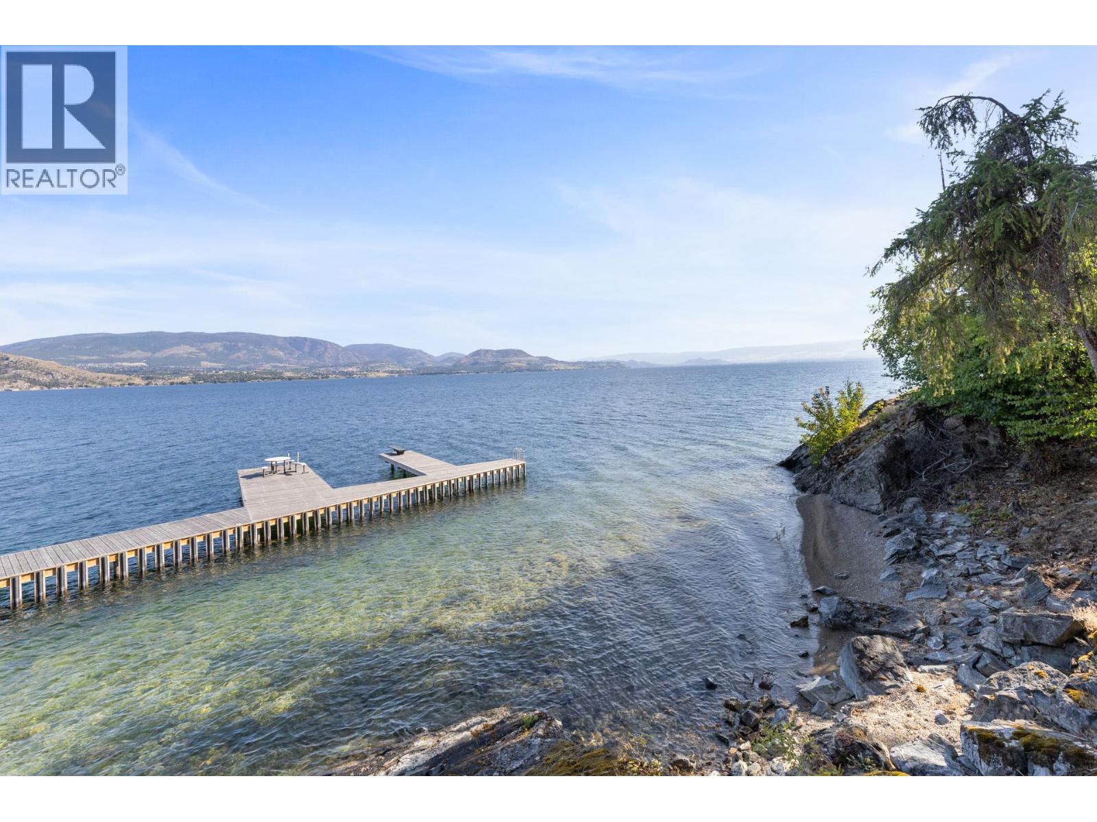 8888 Lakeshore Road Property Photo 15