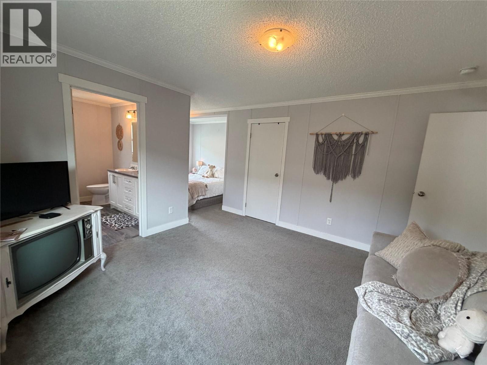 1705 Hillier Road Unit# 15 Property Photo 4