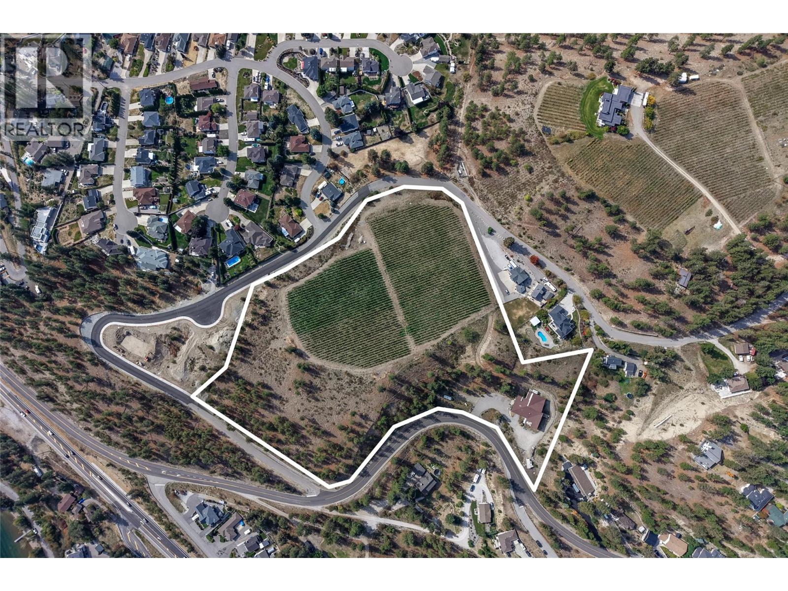 5355 Trepanier Bench Road Property Photo 11