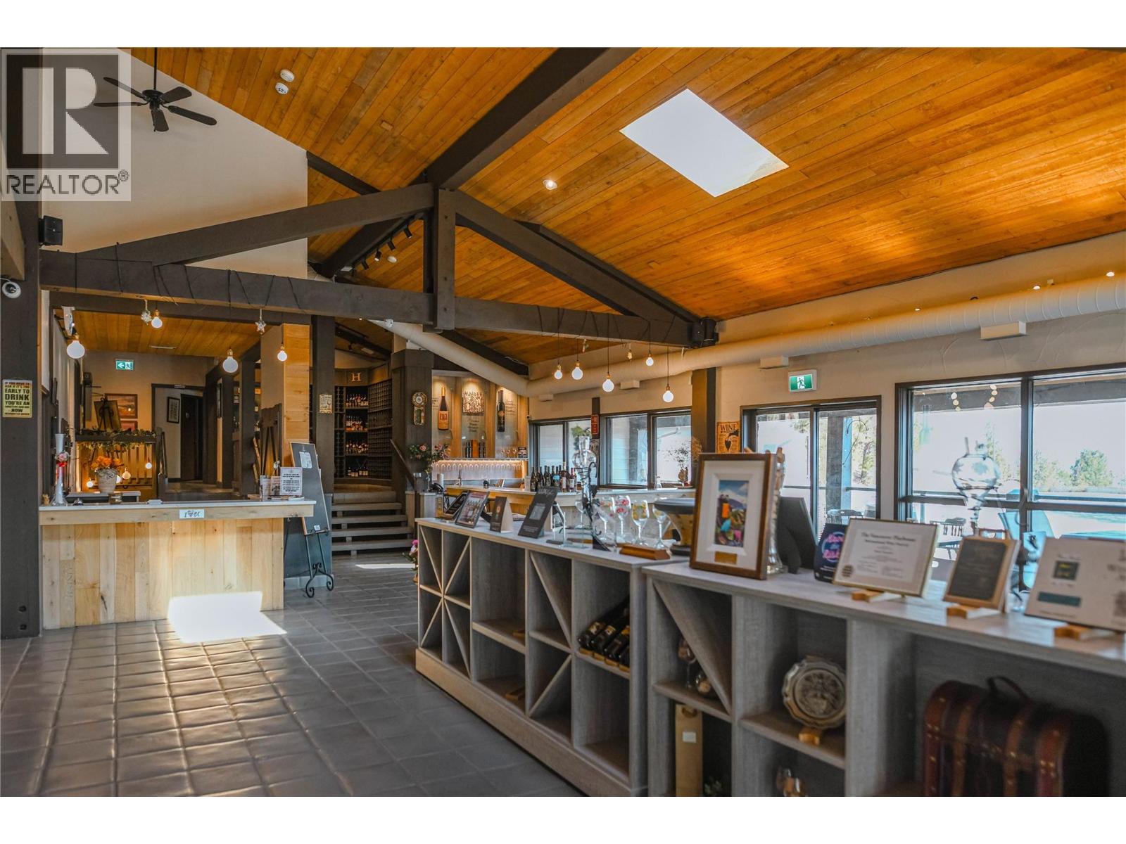 5355 Trepanier Bench Road Property Photo 18