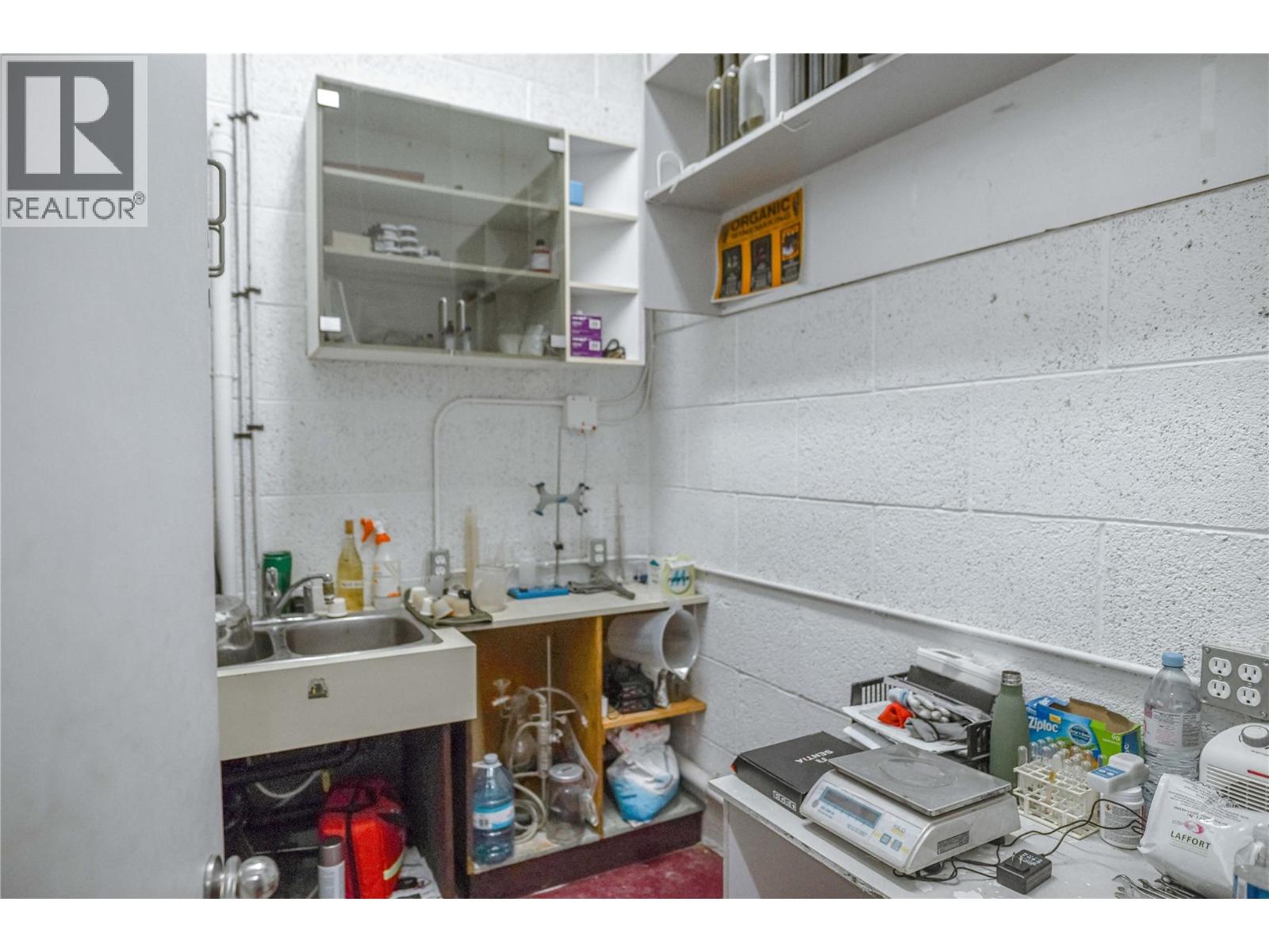 5355 Trepanier Bench Road Property Photo 44
