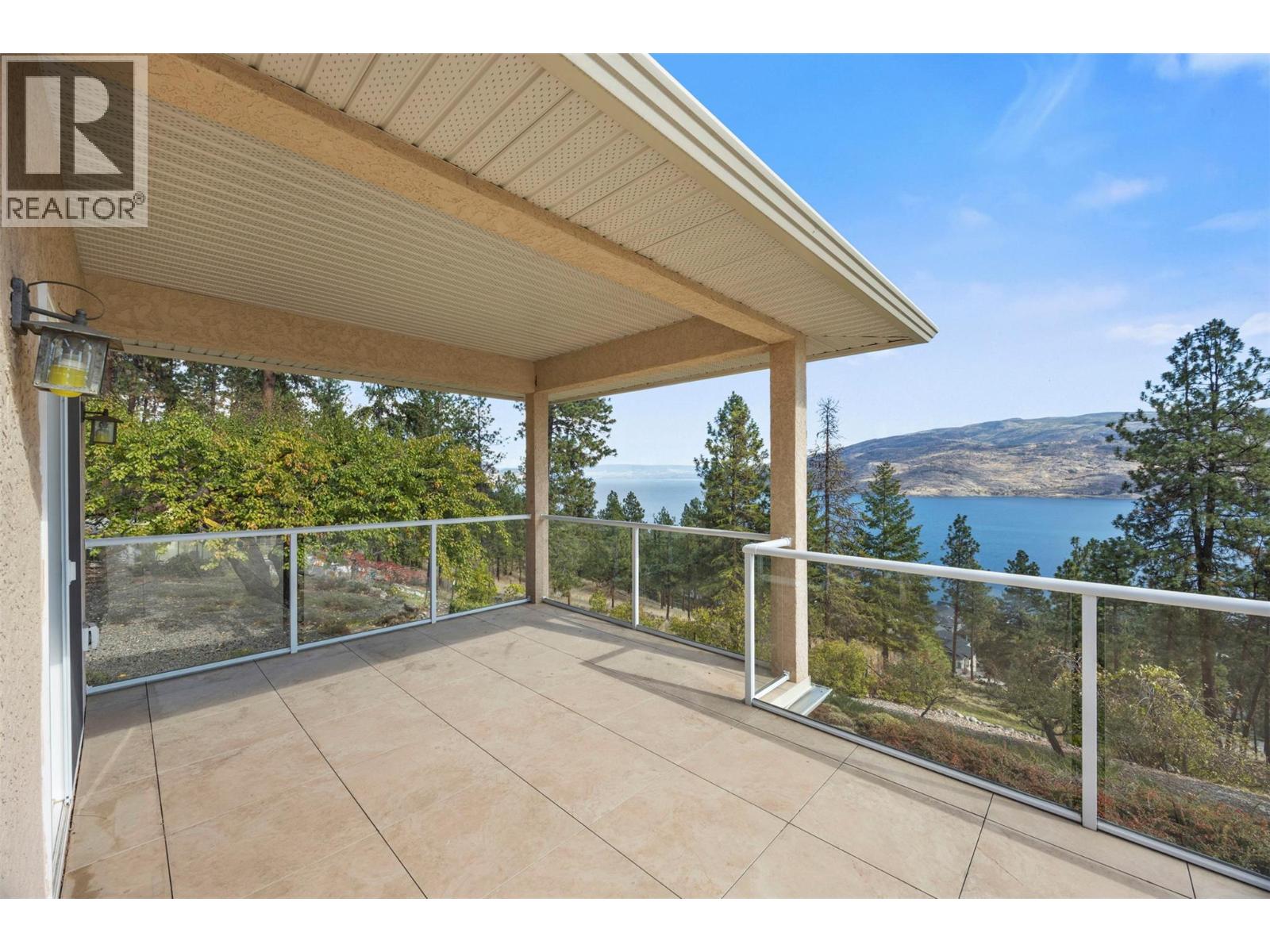 6455 Vernon Avenue Property Photo 8