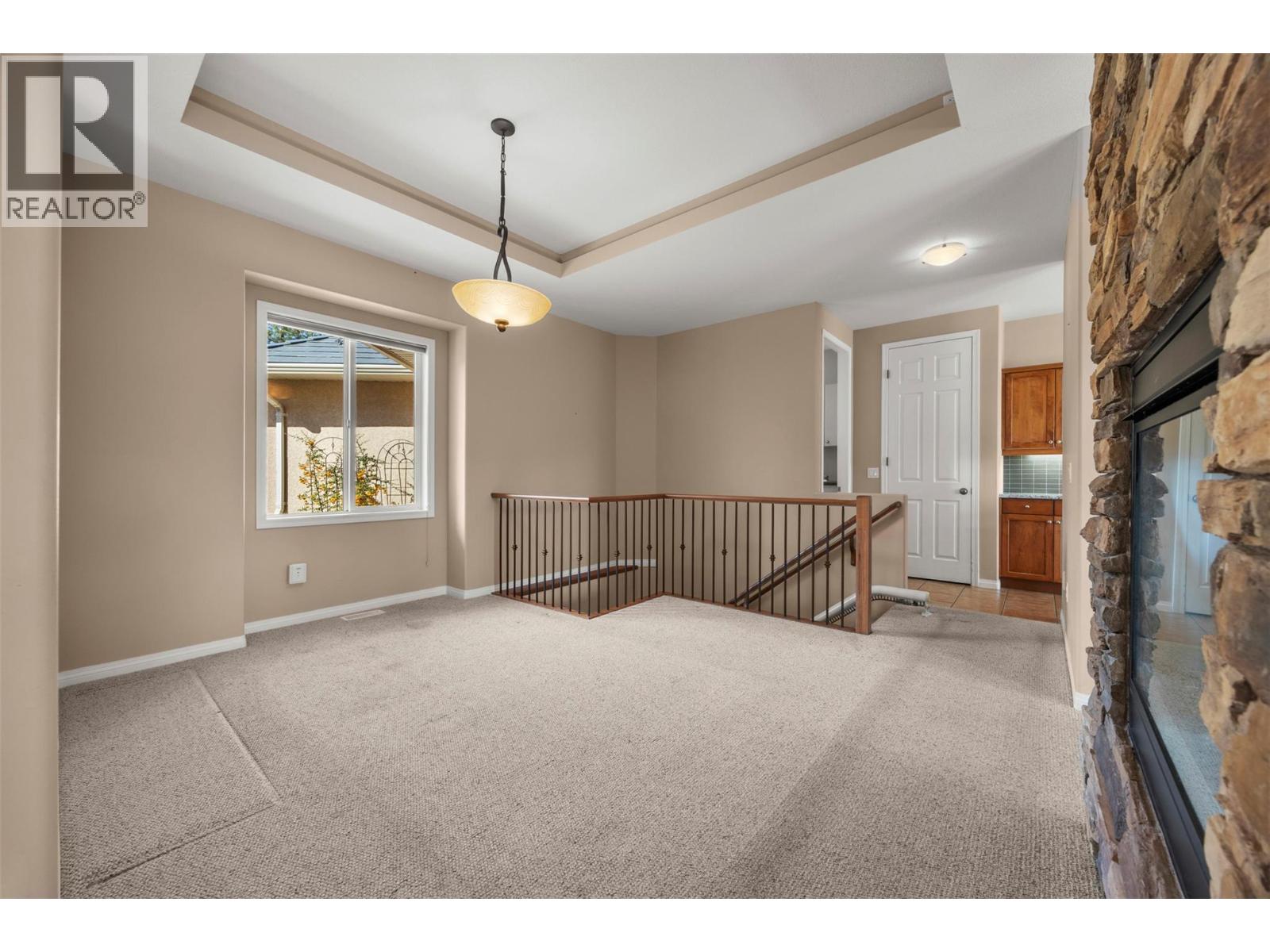 6455 Vernon Avenue Property Photo 15
