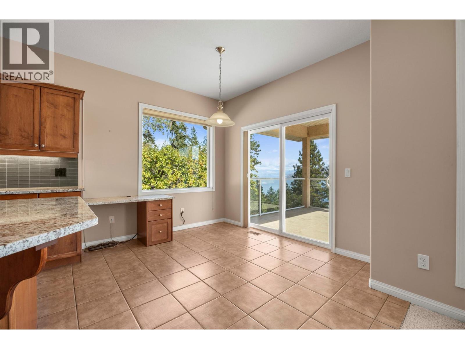 6455 Vernon Avenue Property Photo 23