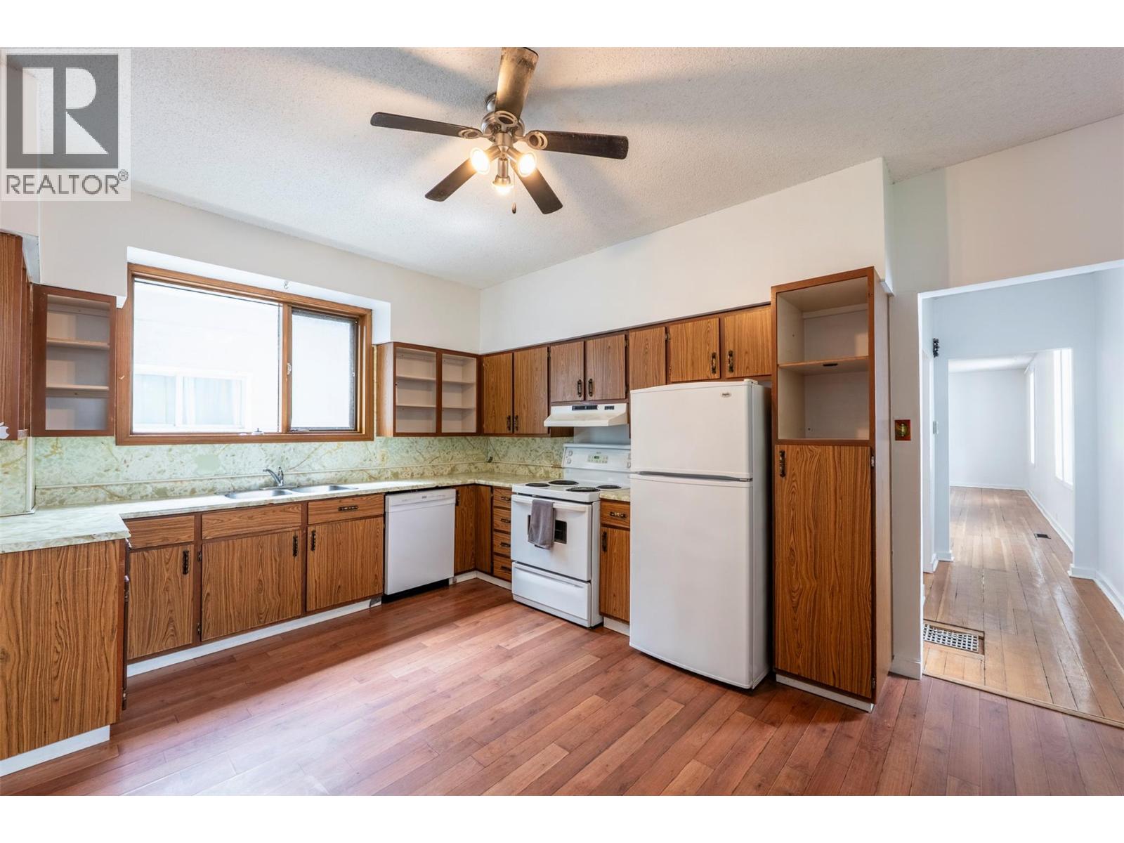 308/310 Carbonate Street Property Photo 10