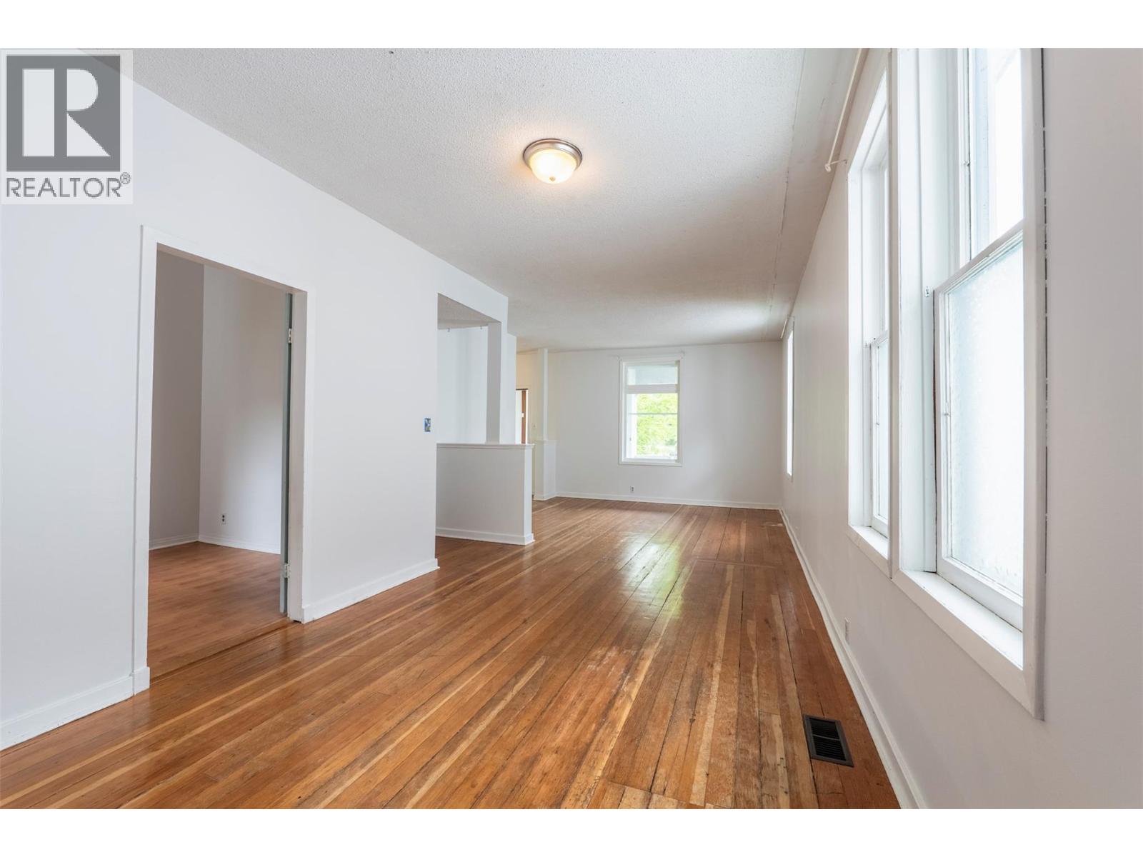 308/310 Carbonate Street Property Photo 15