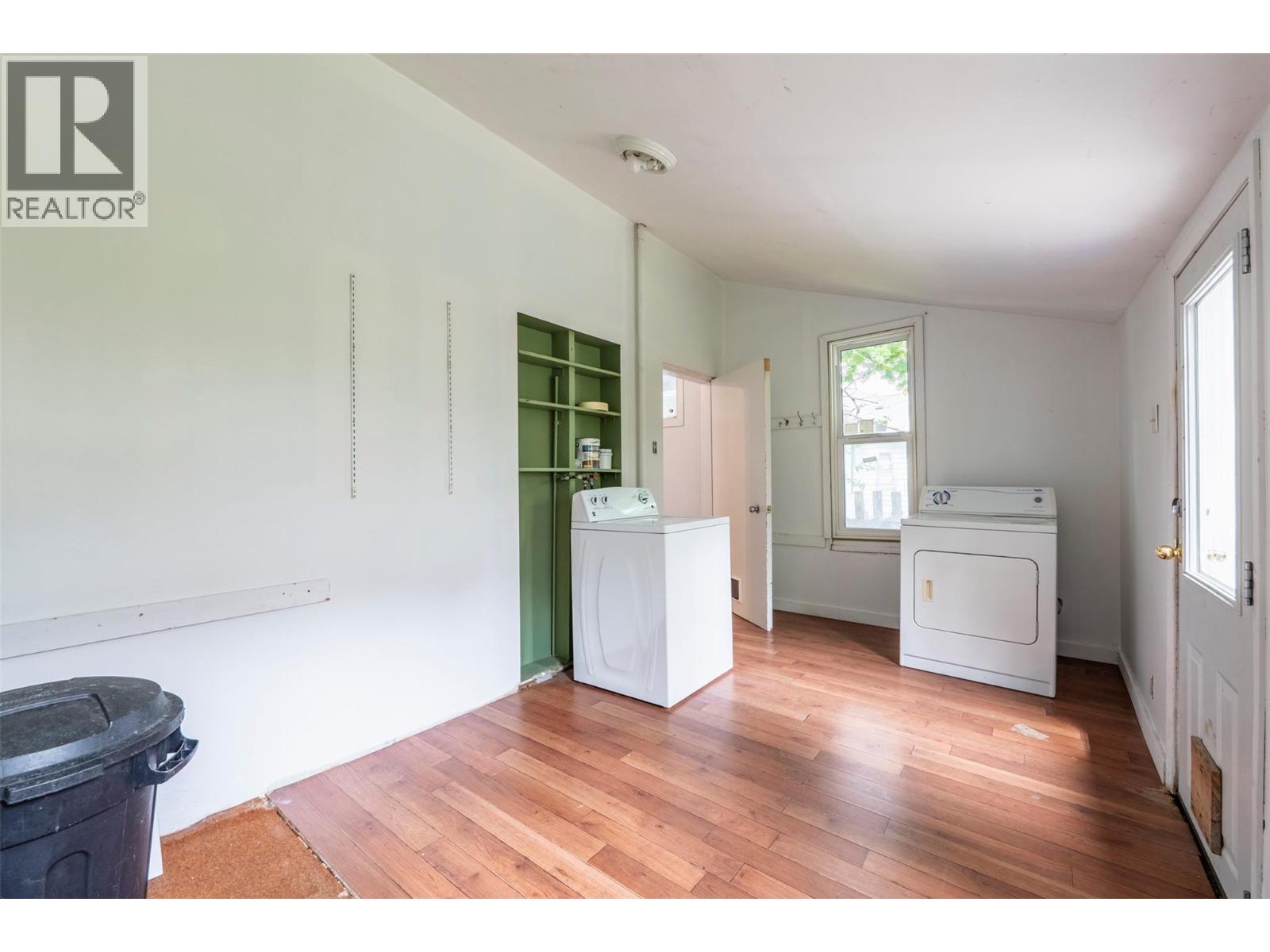 308/310 Carbonate Street Property Photo 19