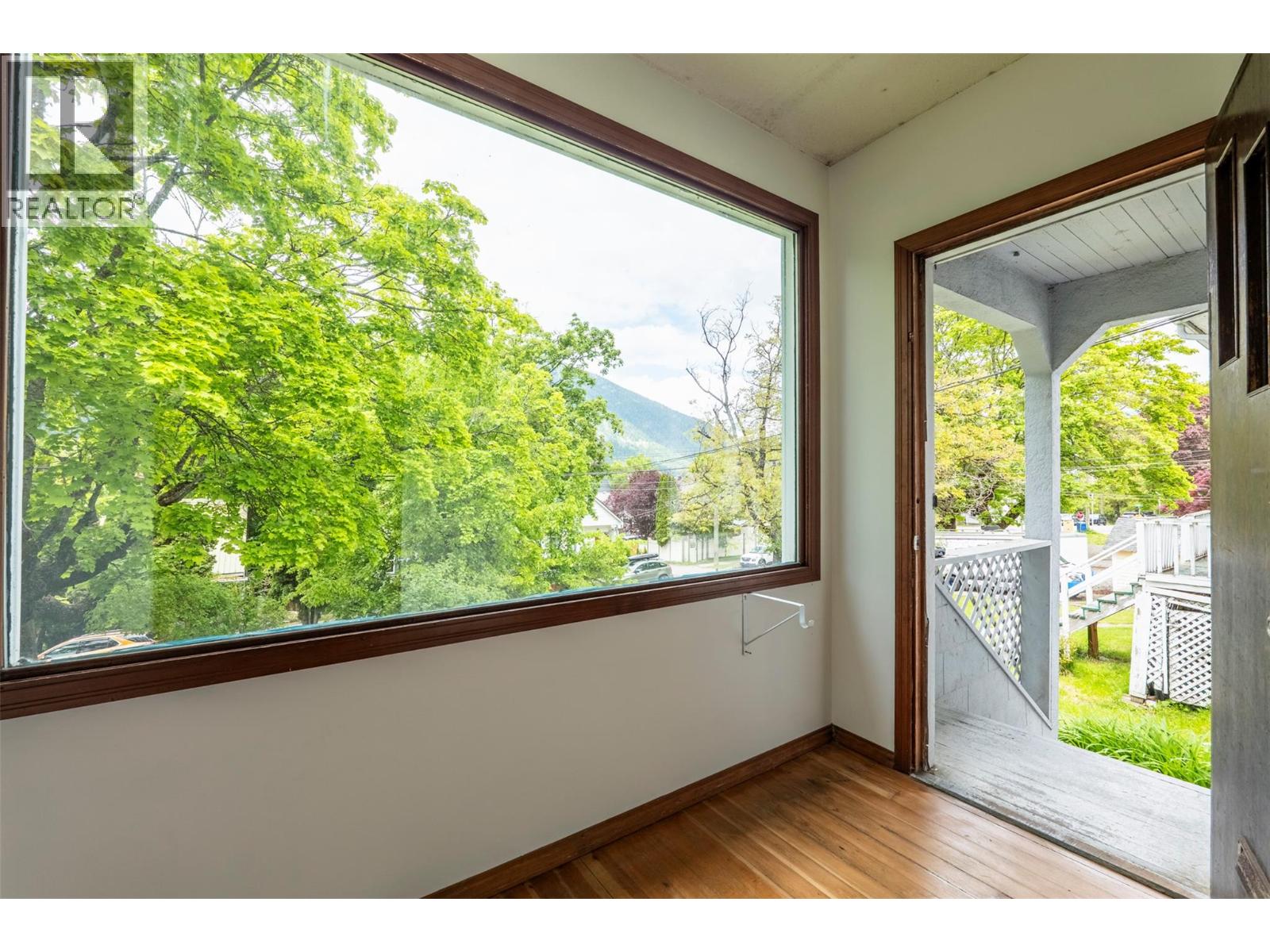 308/310 Carbonate Street Property Photo 20