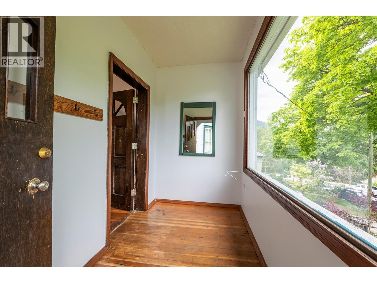 308/310 Carbonate Street Property Photo 21