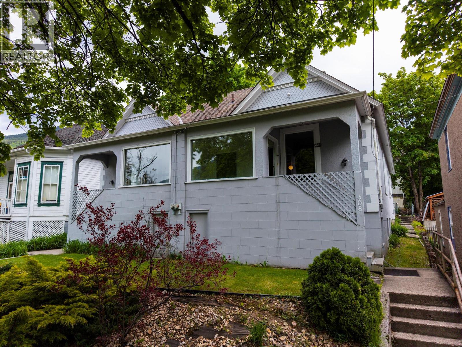 308/310 Carbonate Street Property Photo 23