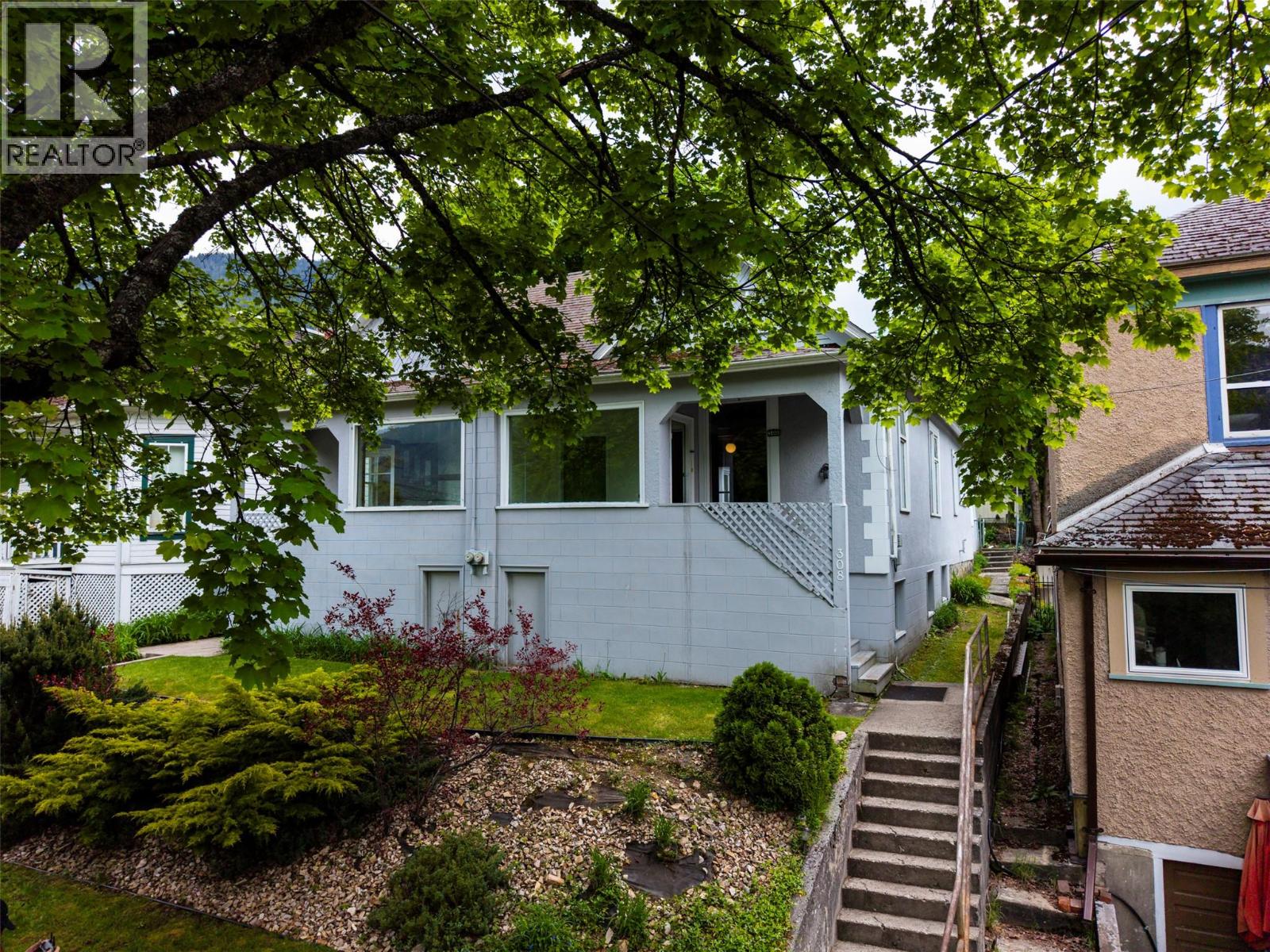308/310 Carbonate Street Property Photo 36