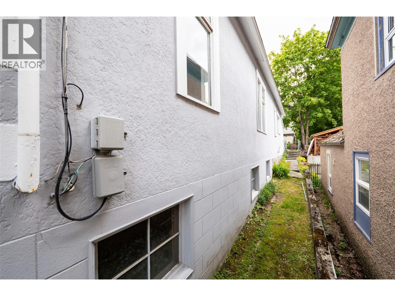 308/310 Carbonate Street Property Photo 39